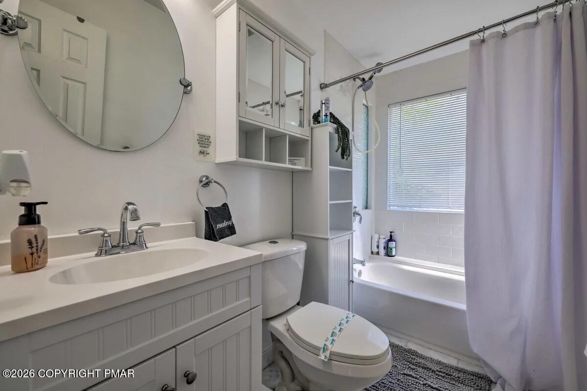 9253 Westwood Drive Property Photo 18