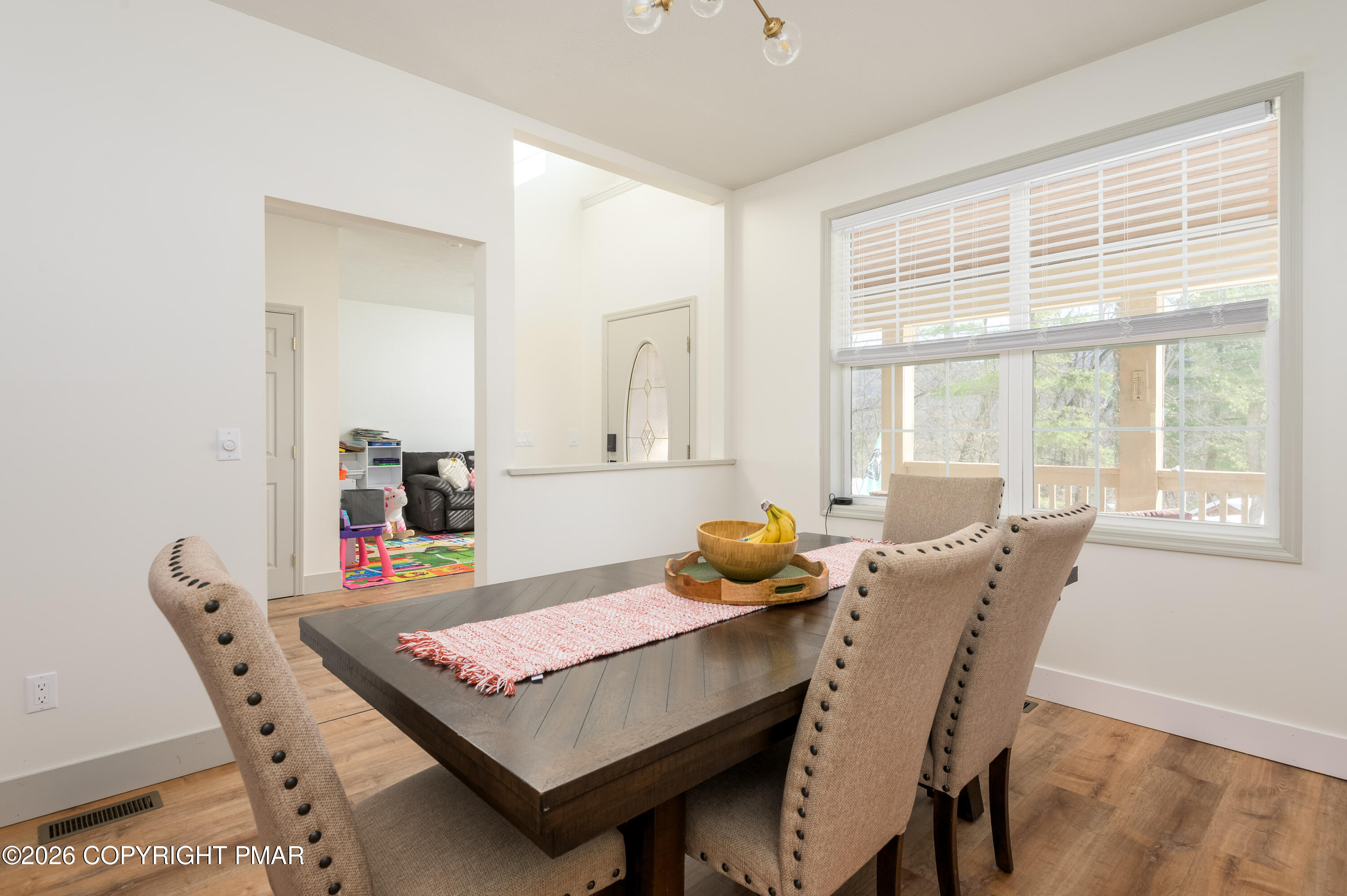 2115 Hemlock Lane Property Photo 10