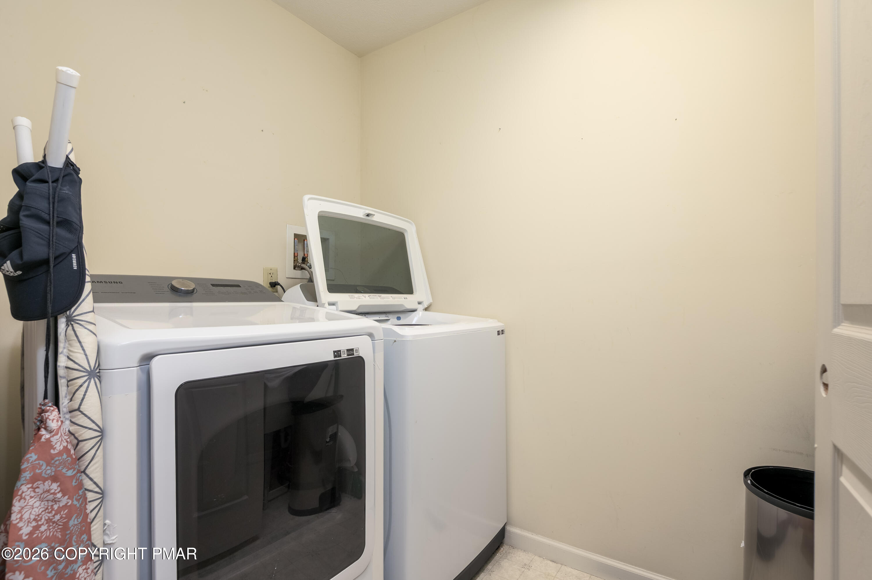2115 Hemlock Lane Property Photo 25