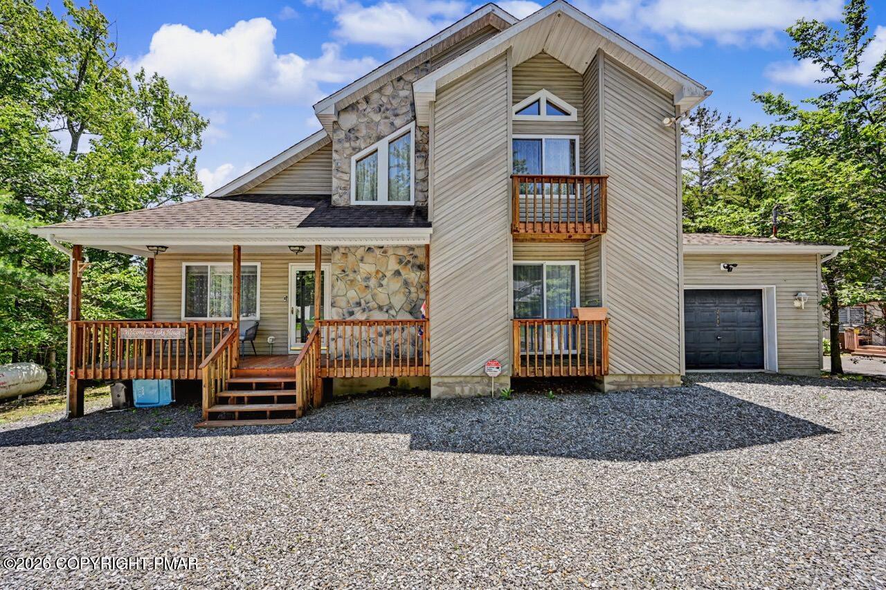 211 Nadine Boulevard Property Photo 1