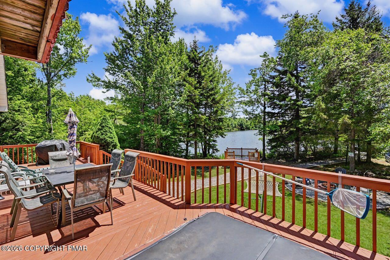 211 Nadine Boulevard Property Photo 19