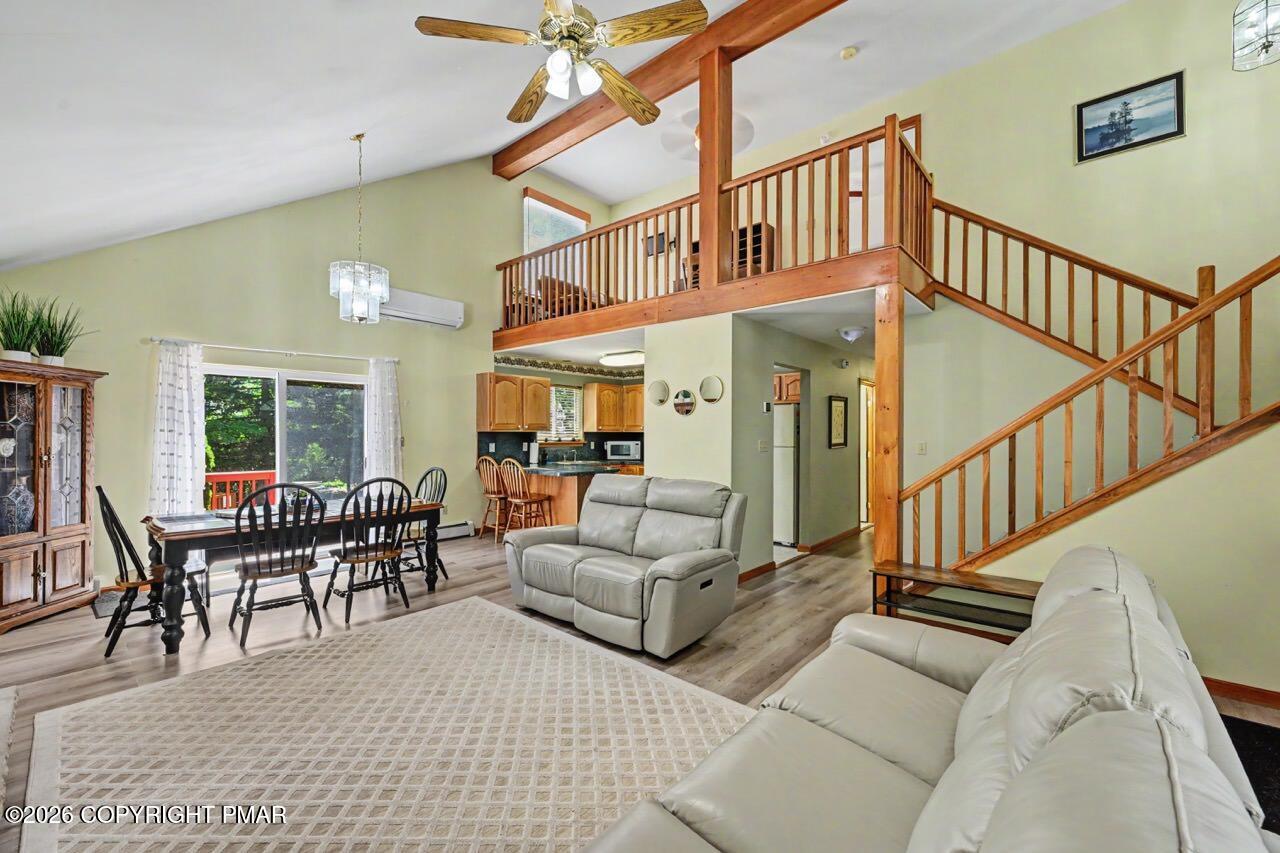 211 Nadine Boulevard Property Photo 22