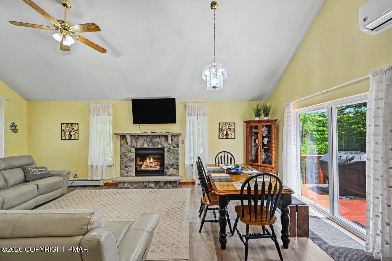 211 Nadine Boulevard Property Photo 34