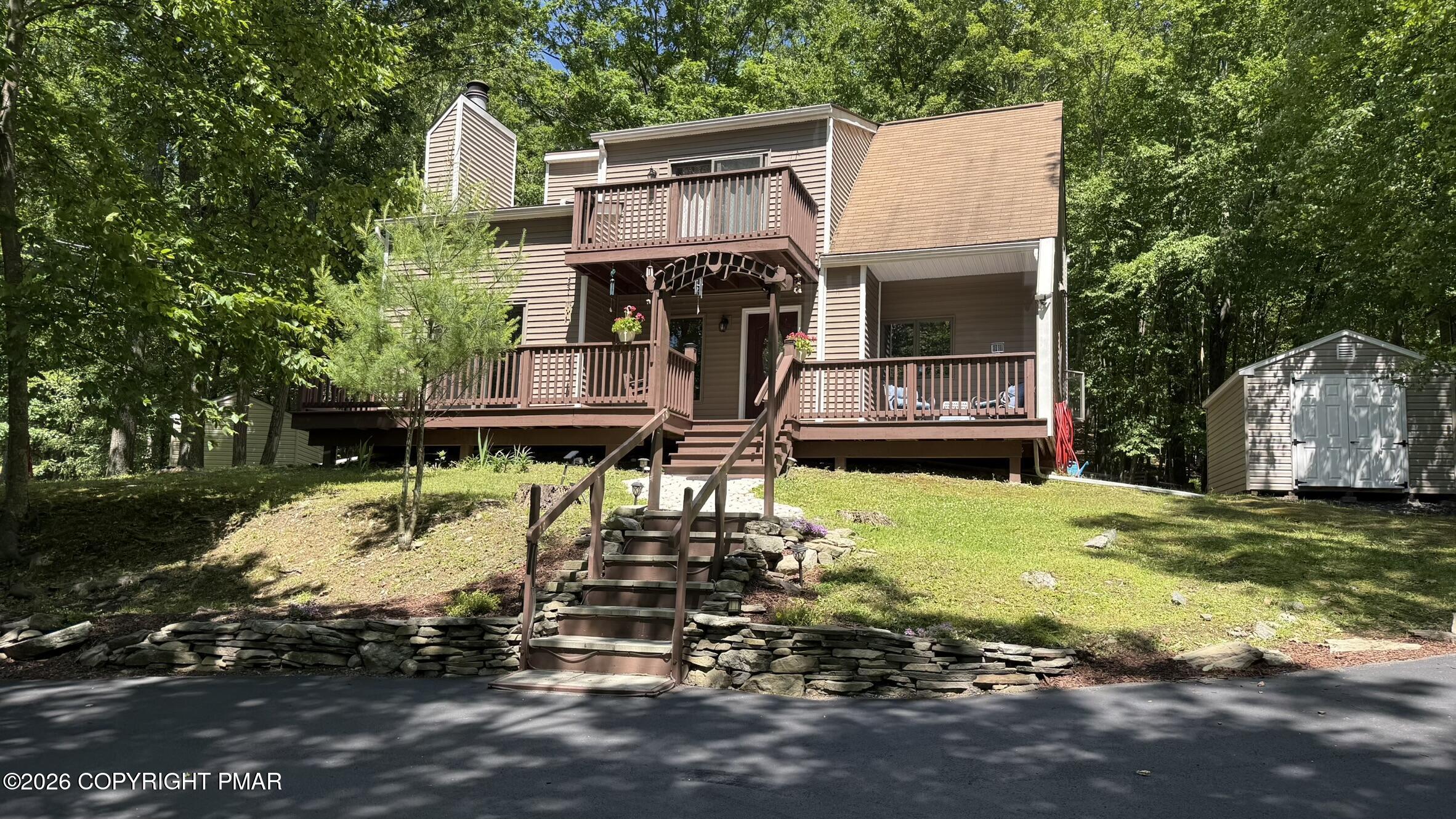 4271 Winchester Way Property Photo 1