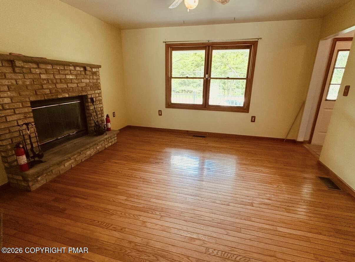 2536 Yellowstone Drive Property Photo 10