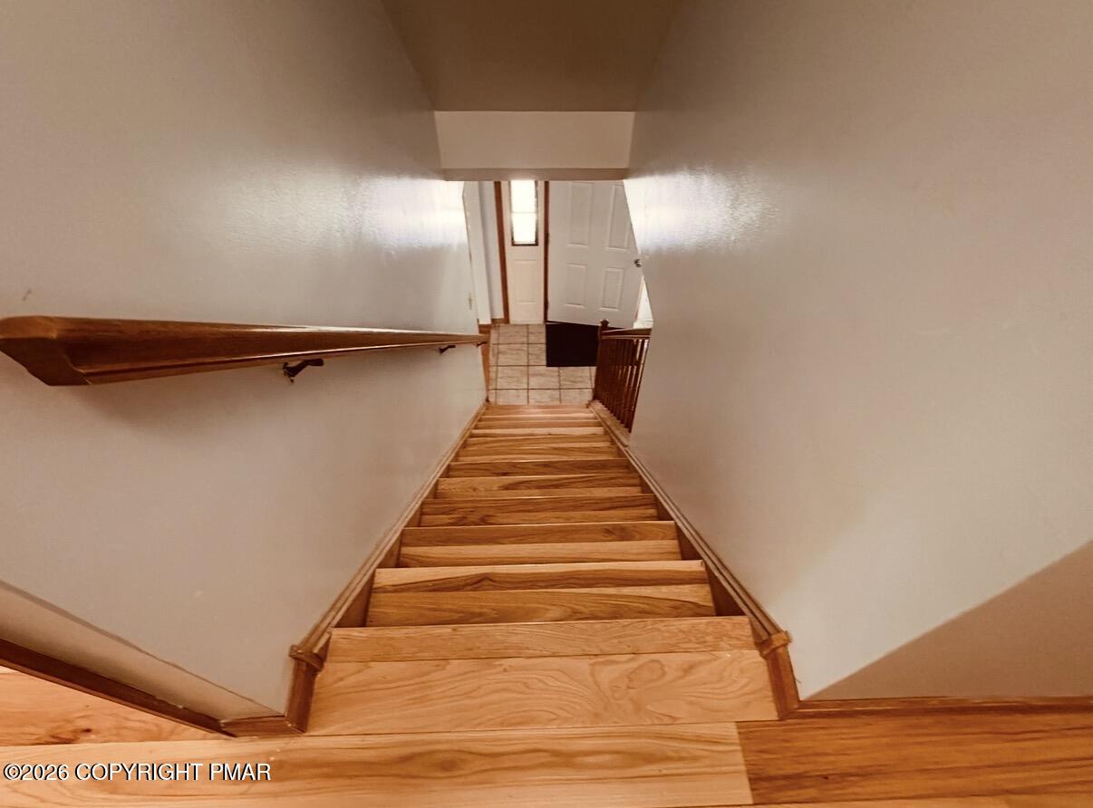 2536 Yellowstone Drive Property Photo 12