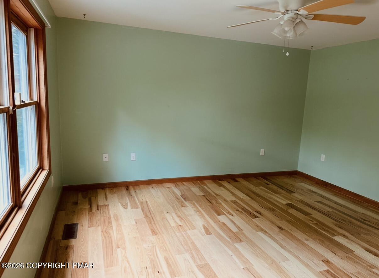 2536 Yellowstone Drive Property Photo 13