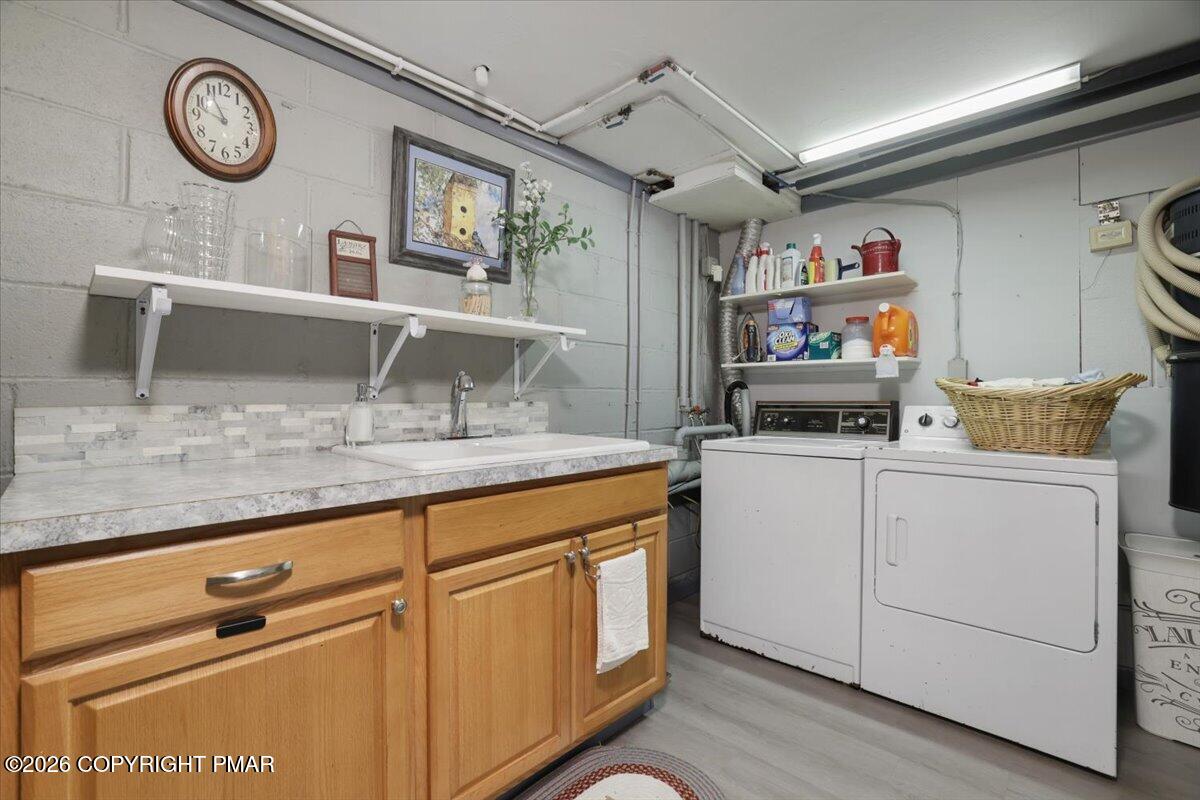 137 Outer Drive Property Photo 13