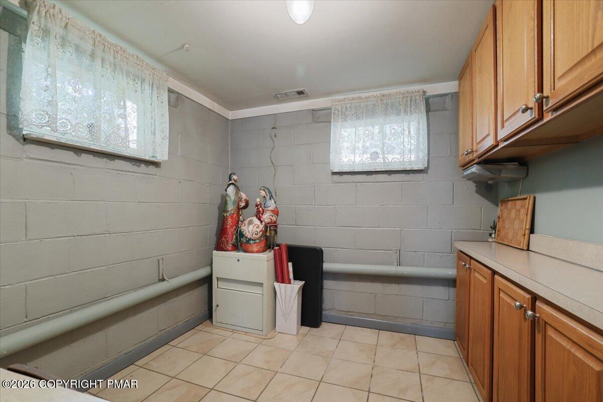 137 Outer Drive Property Photo 14