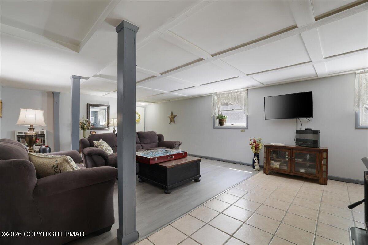 137 Outer Drive Property Photo 16