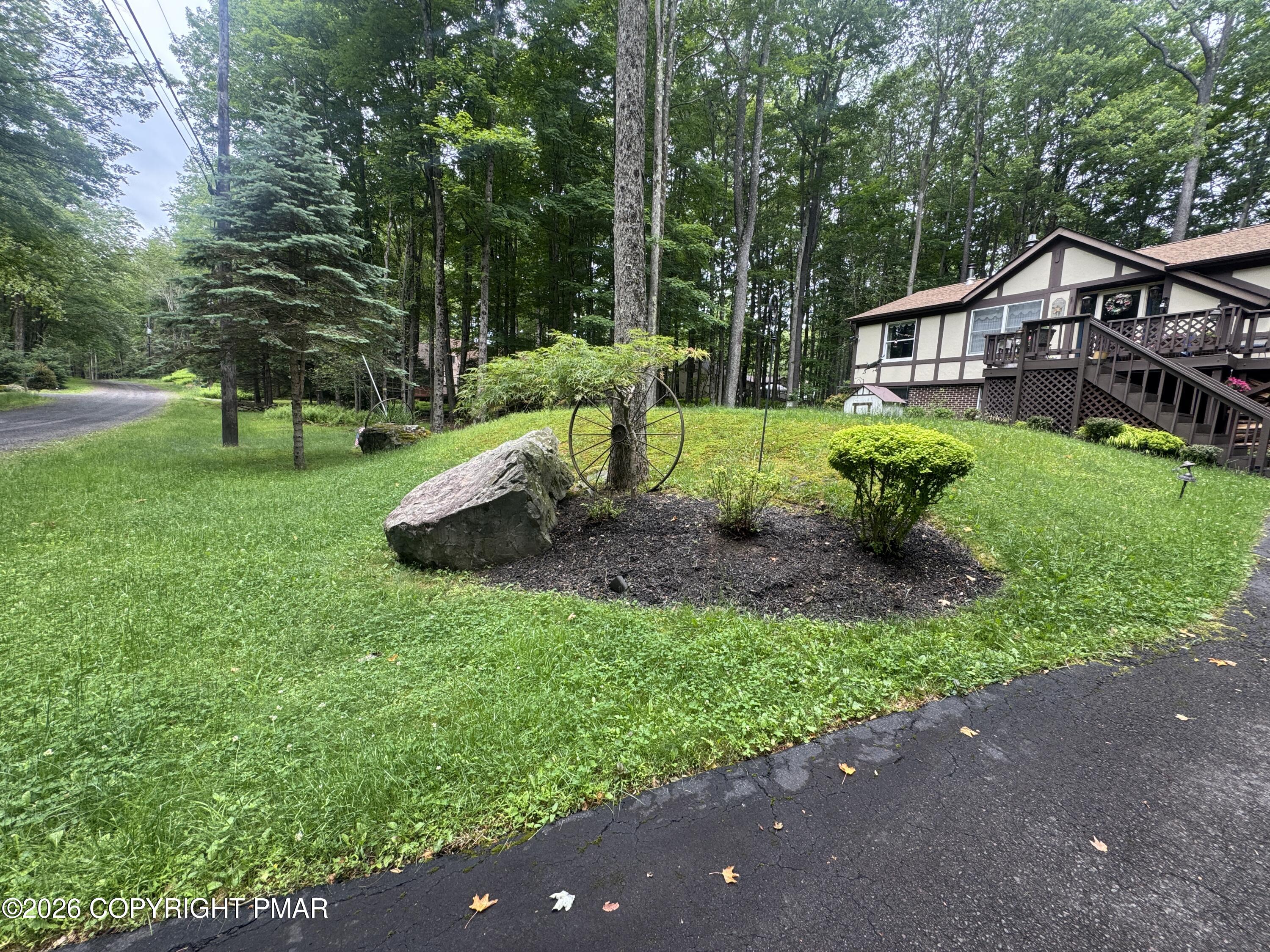 137 Outer Drive Property Photo 45
