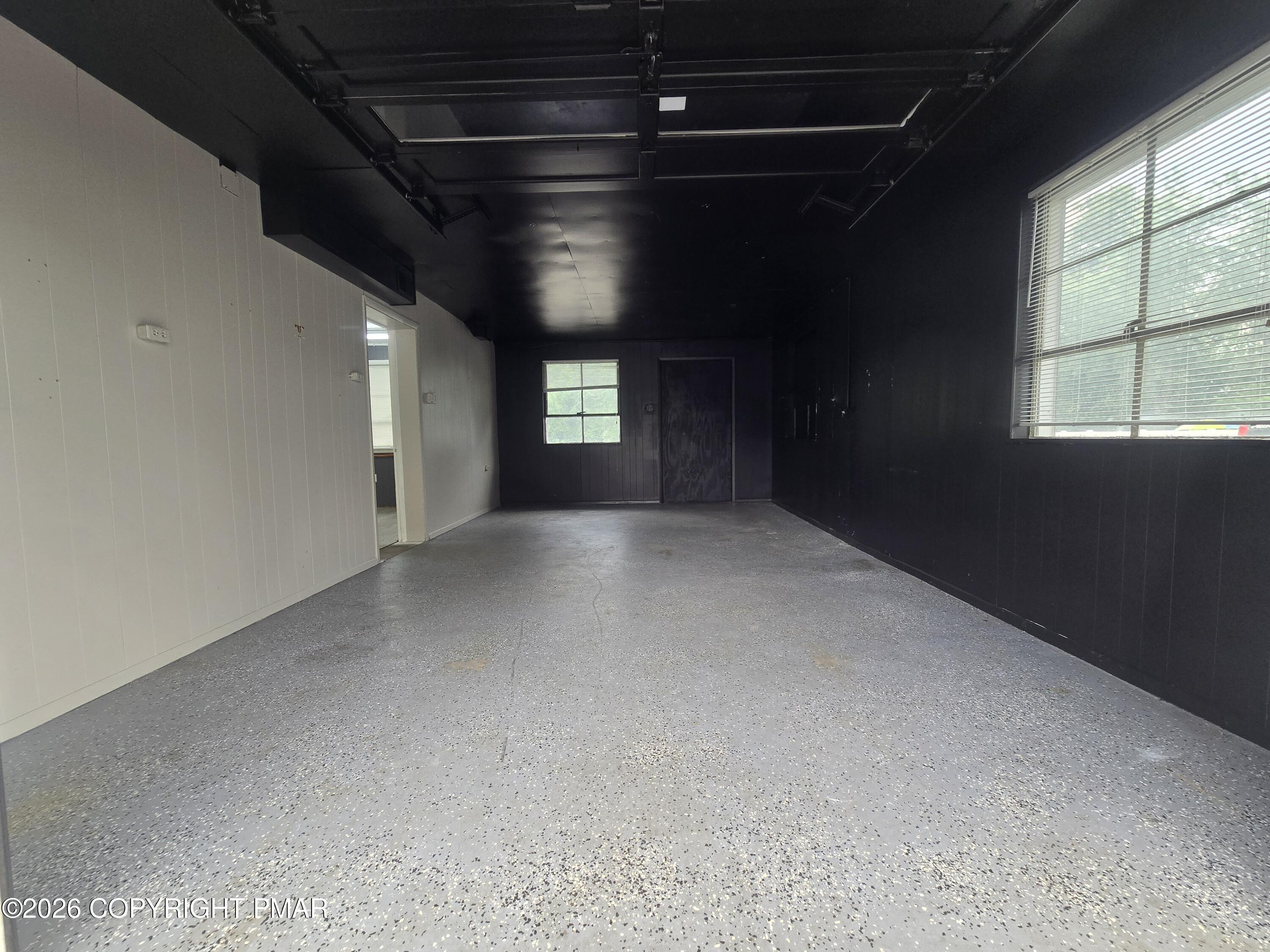 37 Mill Creek Rd, Unit 4 (garage) Property Photo 5