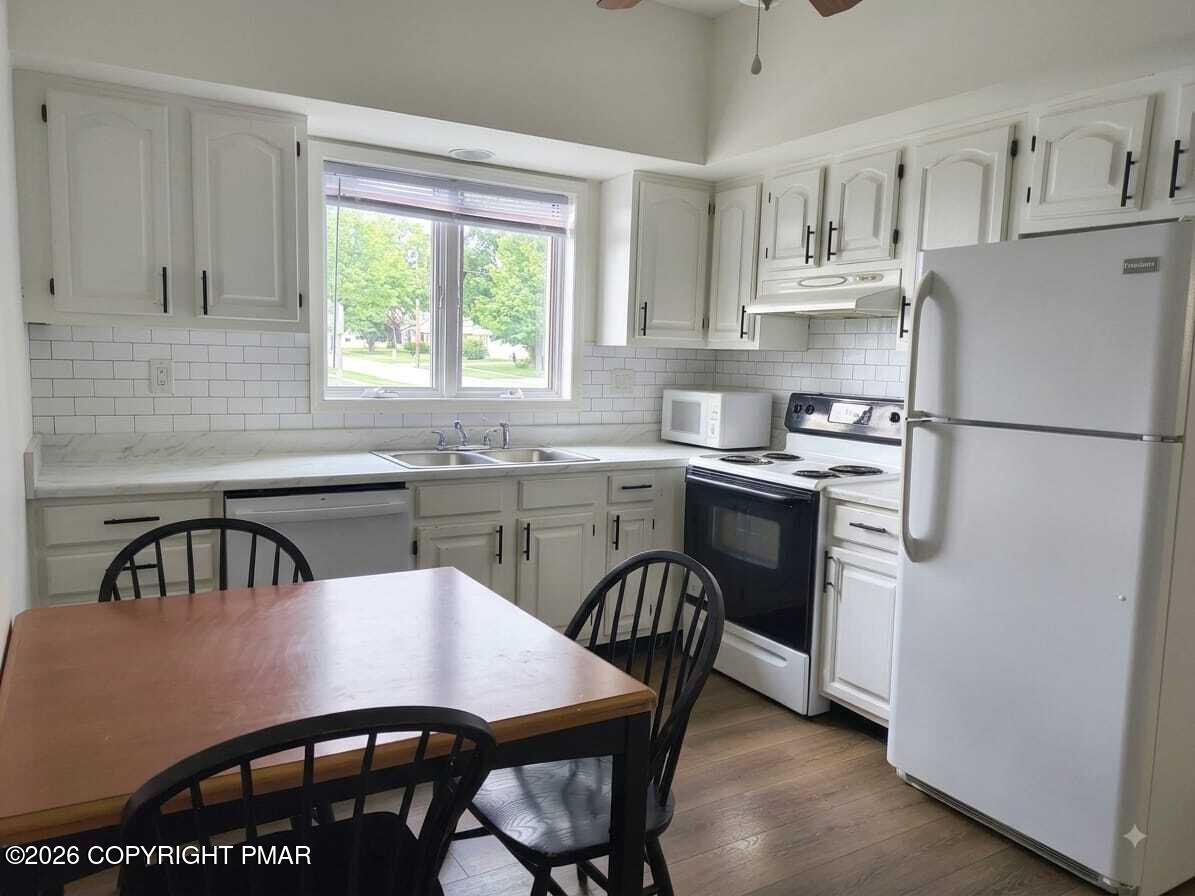 717 Main Street Property Photo 5