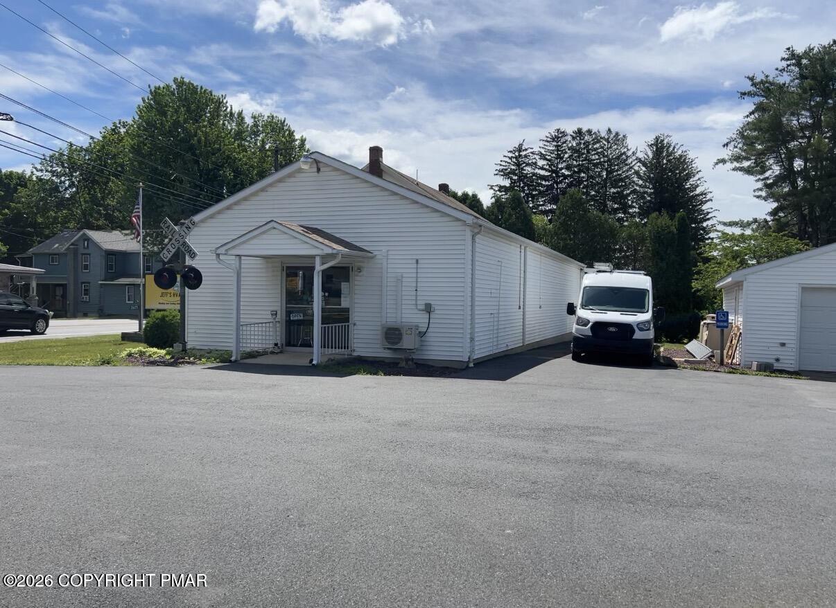 2625 Pennsylvania 115 2625 Property Photo 2