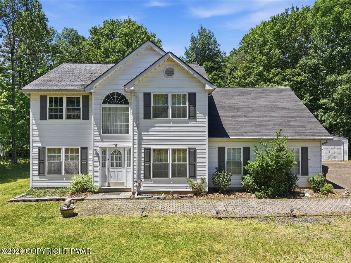 1025 Juno Drive Property Photo 3