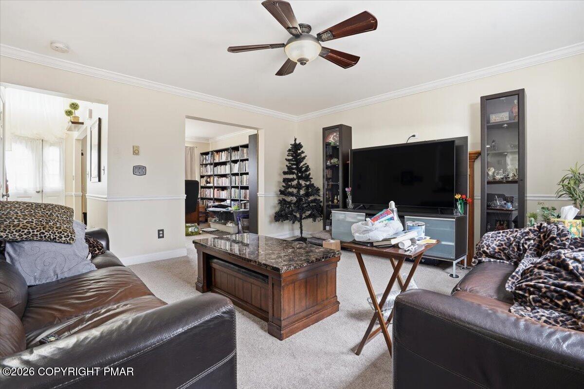 1025 Juno Drive Property Photo 6