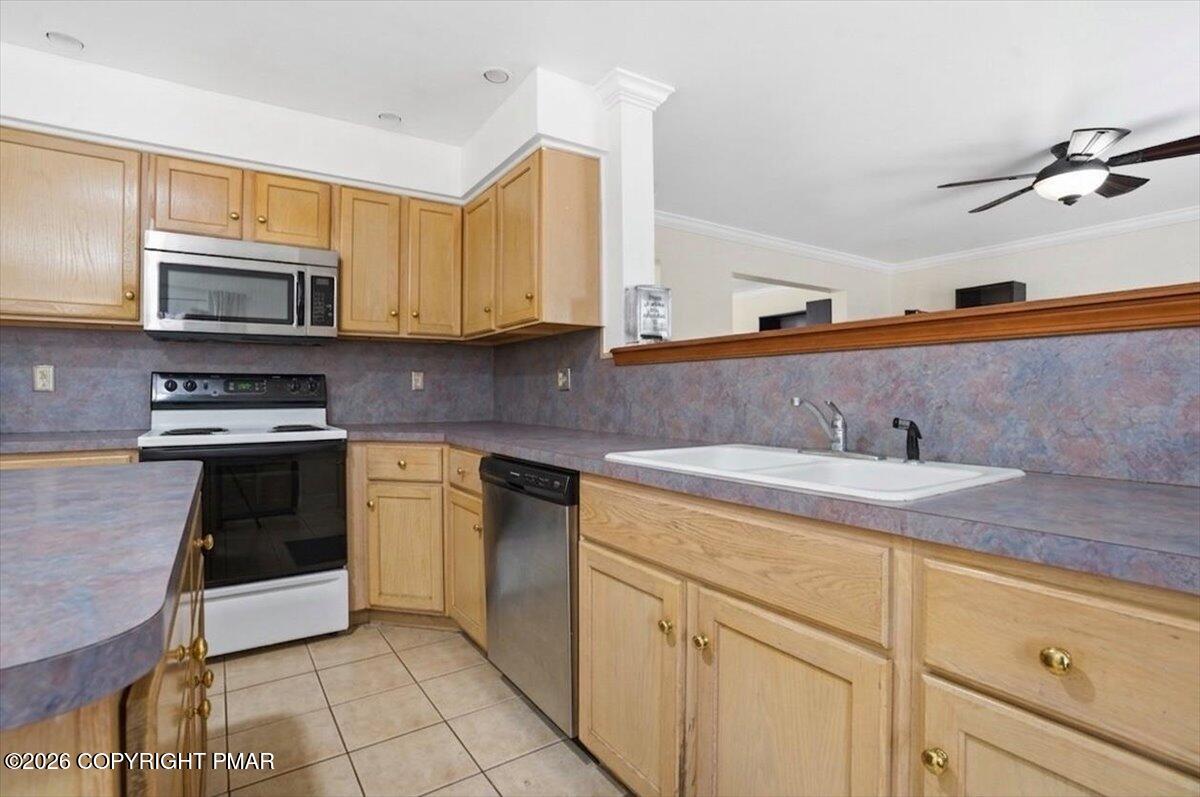 1025 Juno Drive Property Photo 22
