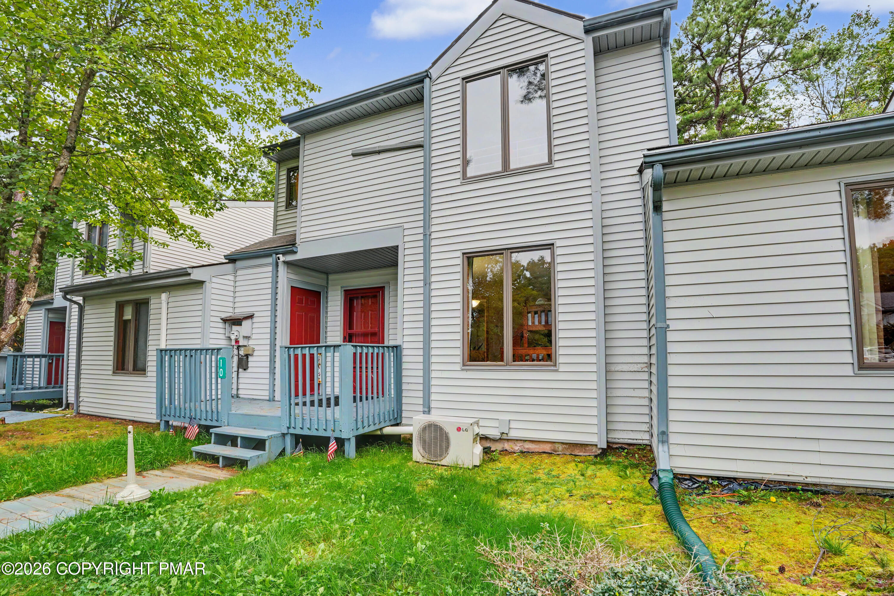 10 Lennon Circle Property Photo 17