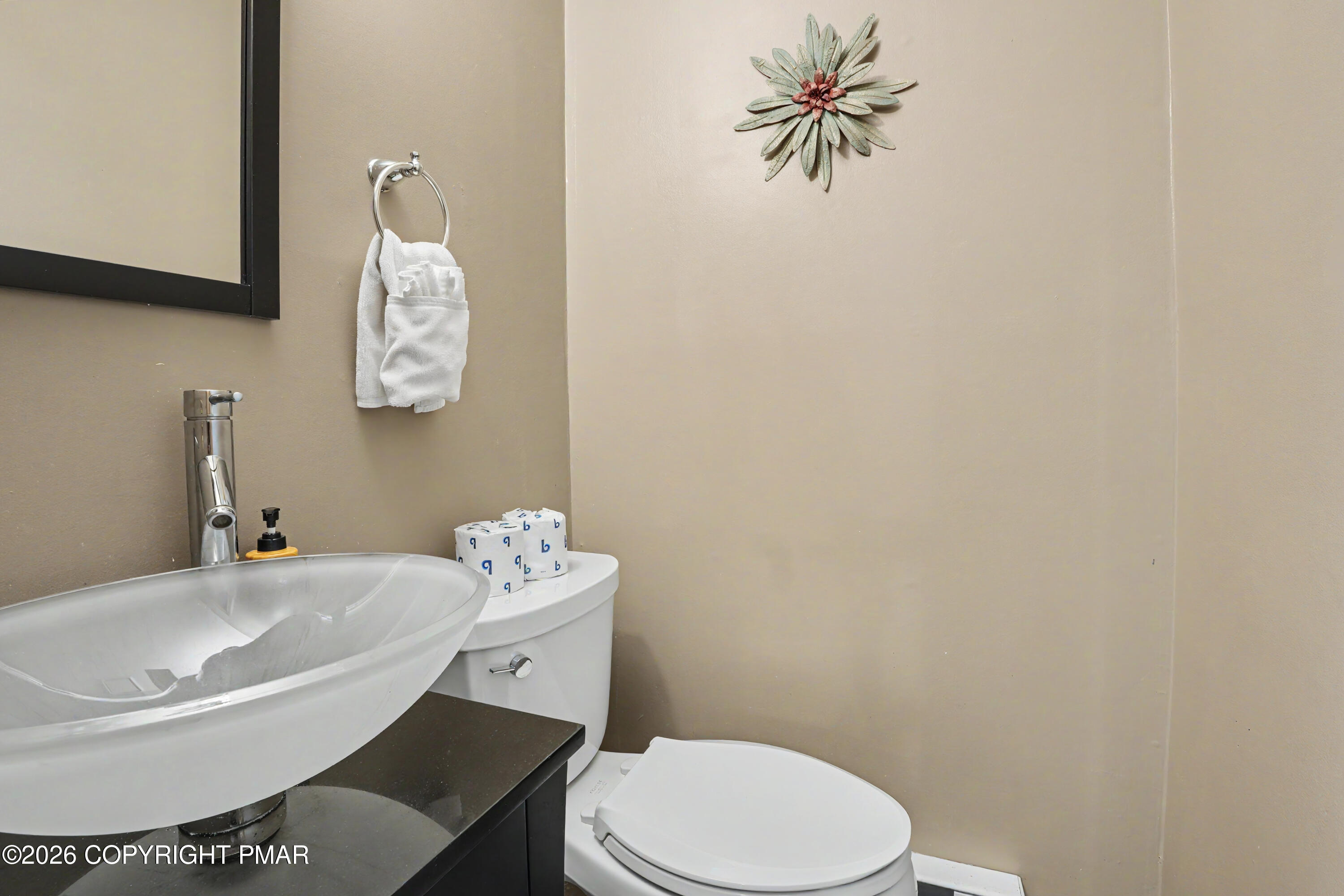 10 Lennon Circle Property Photo 26