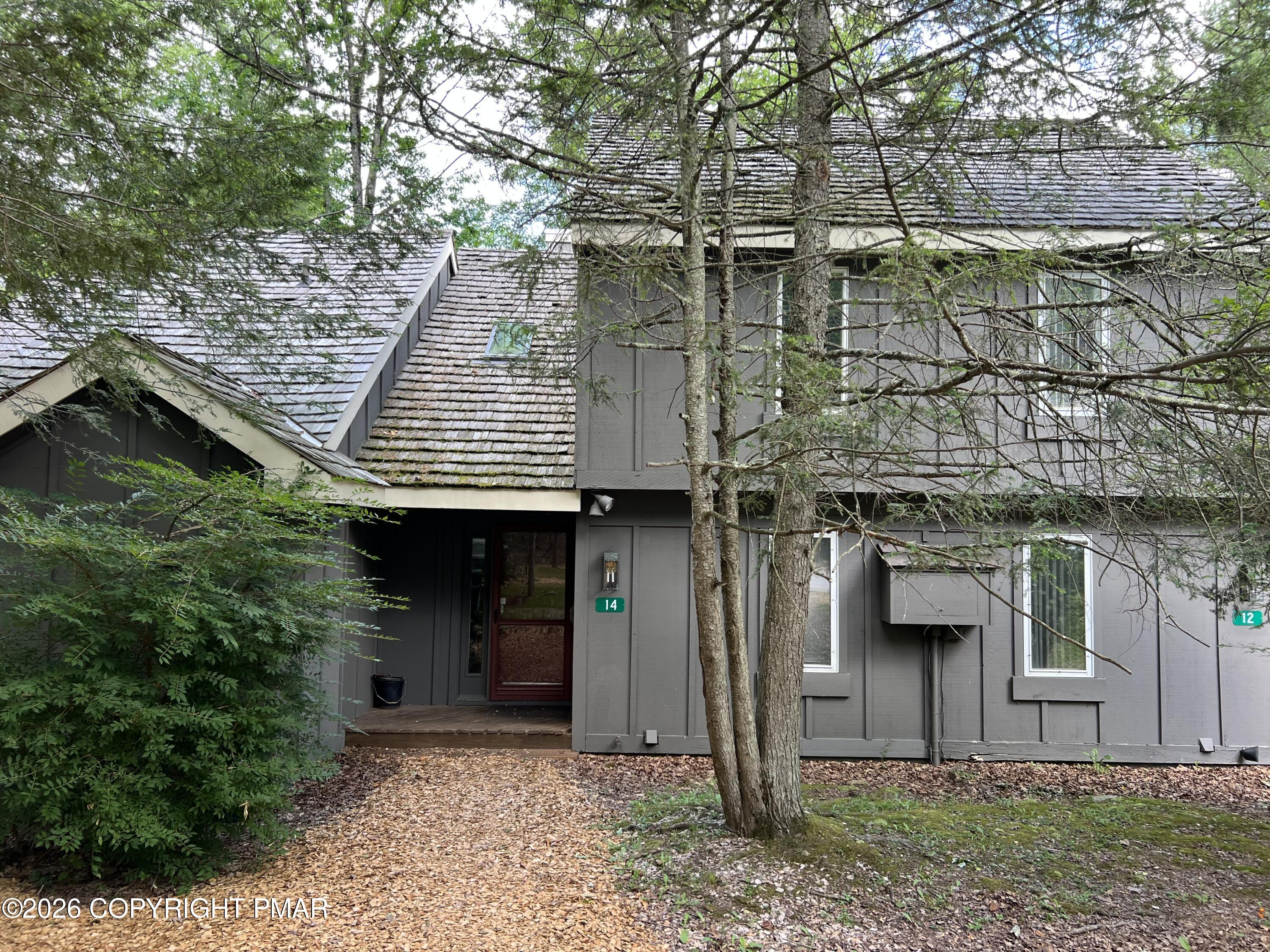 14 Slalom Property Photo 1