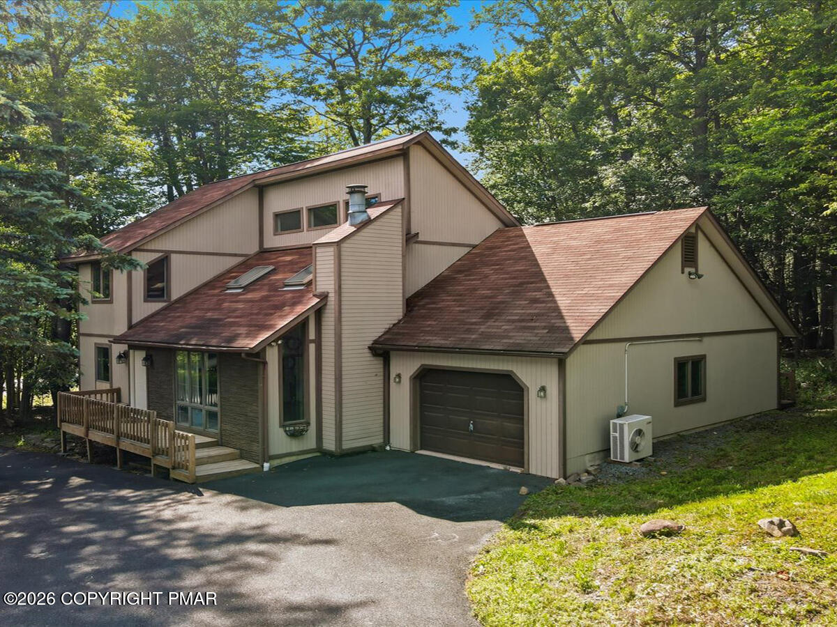 621 Glen Circle Drive Property Photo 1
