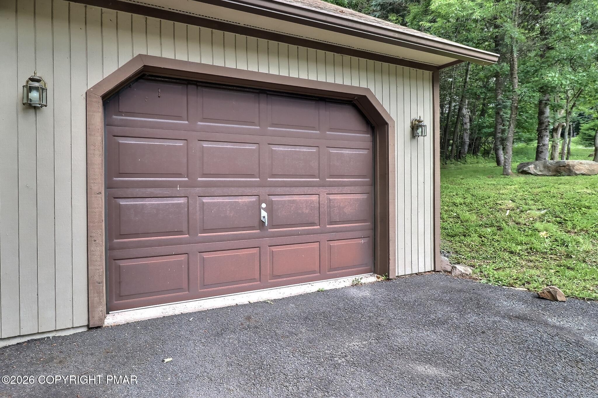 621 Glen Circle Drive Property Photo 7