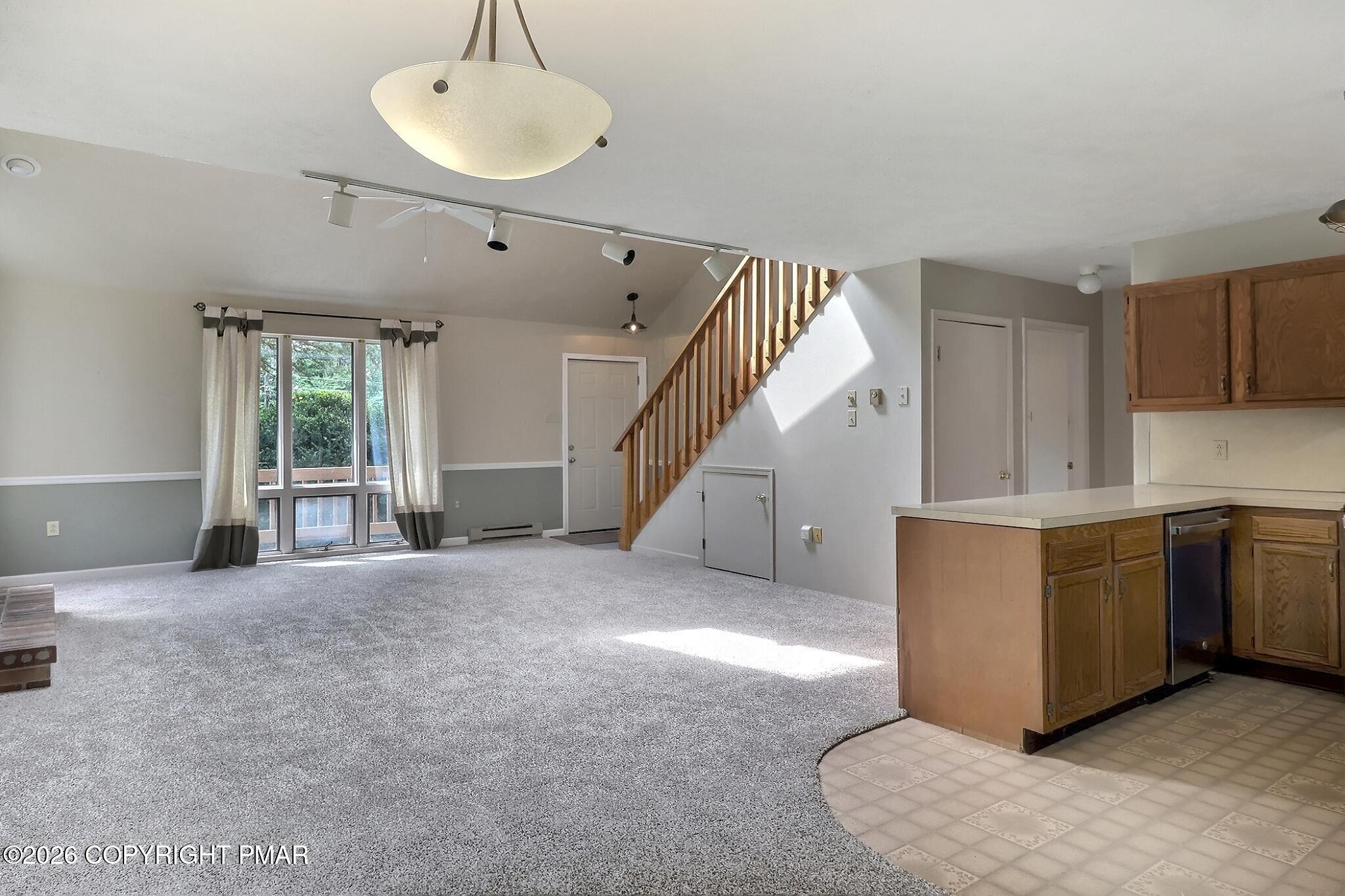 621 Glen Circle Drive Property Photo 16