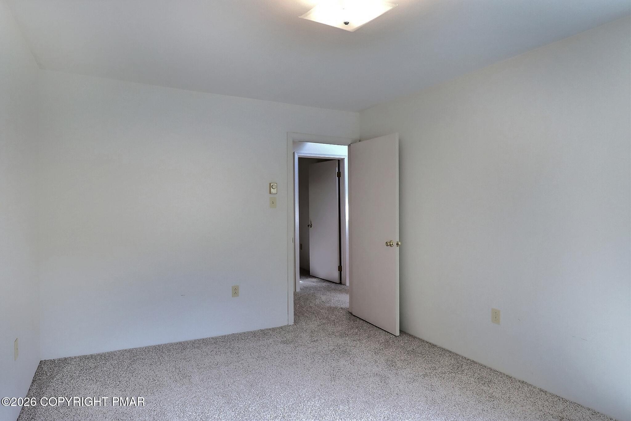 621 Glen Circle Drive Property Photo 29