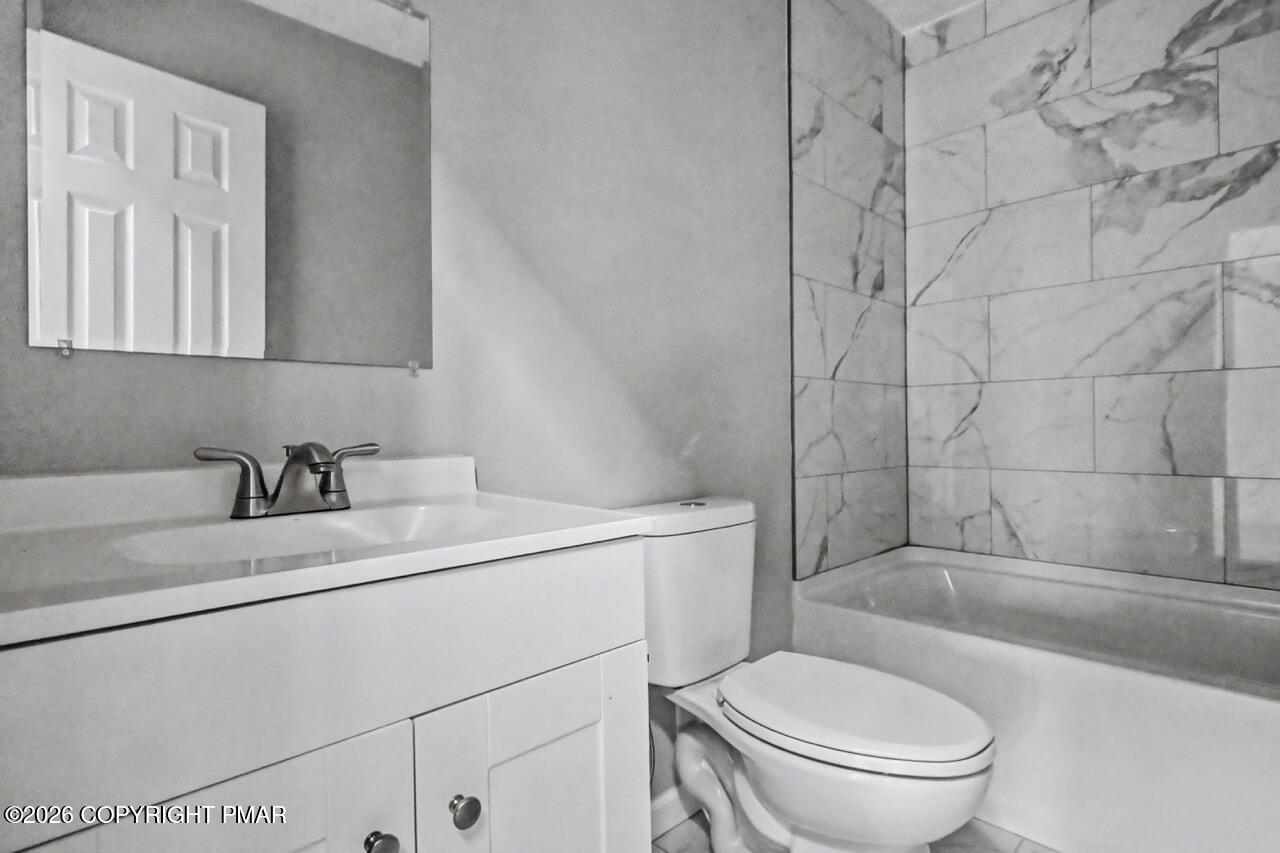 240 Powderhorn Road Property Photo 28