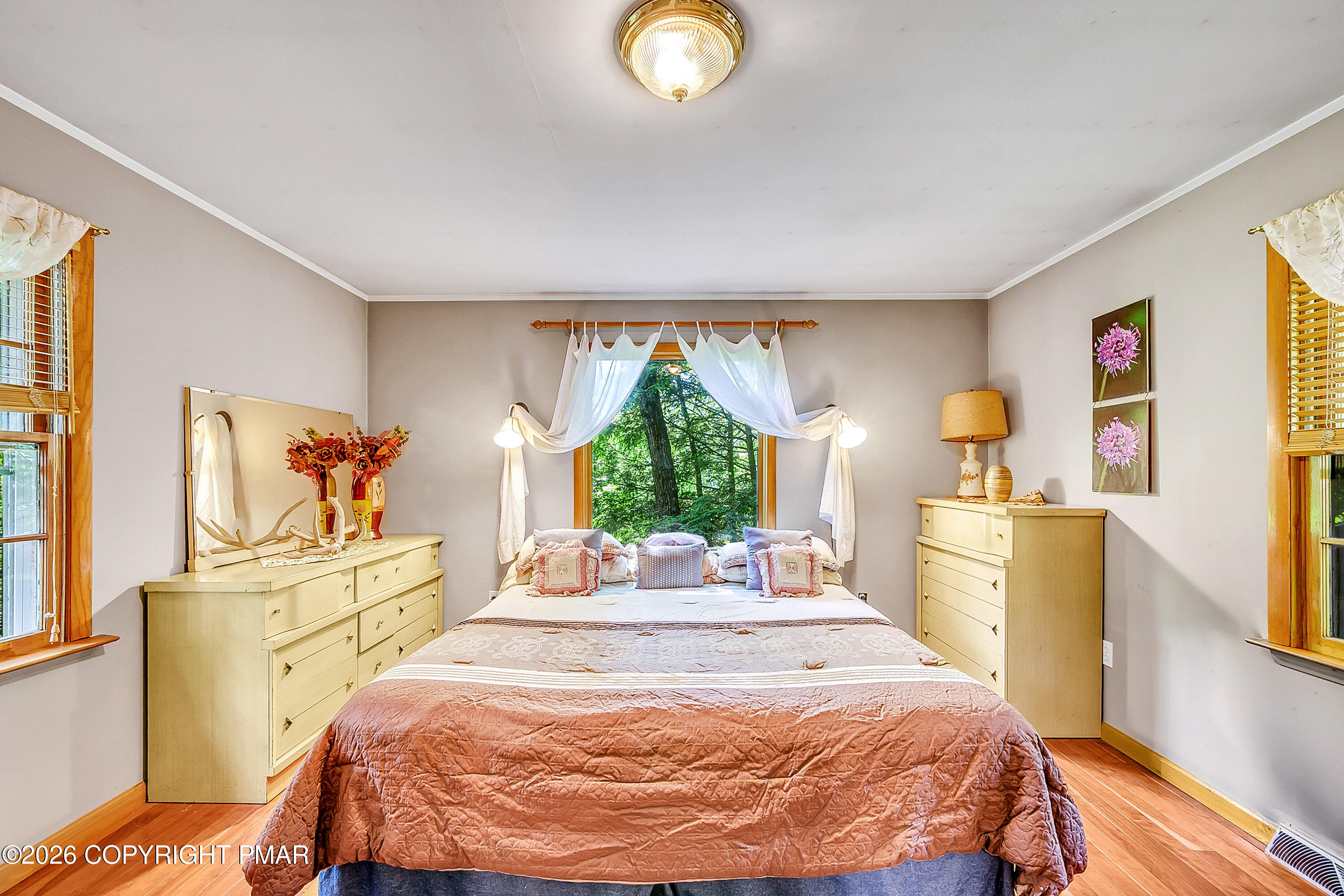 2221 Fernway Drive Property Photo 12
