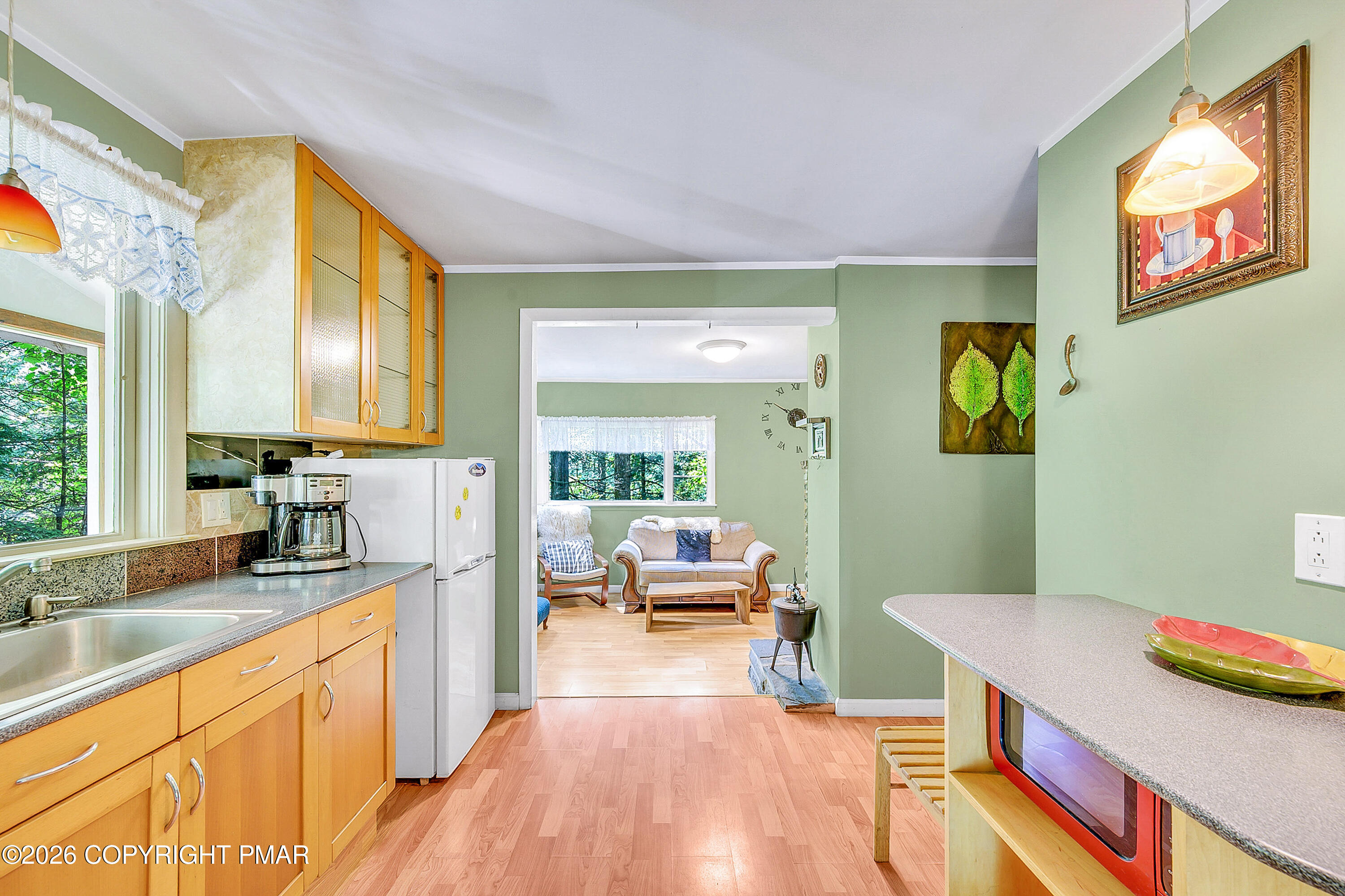 2221 Fernway Drive Property Photo 16