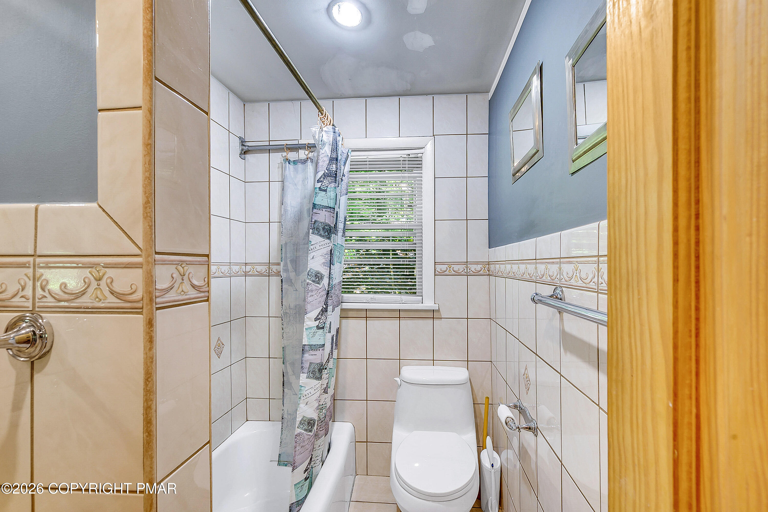 2221 Fernway Drive Property Photo 18