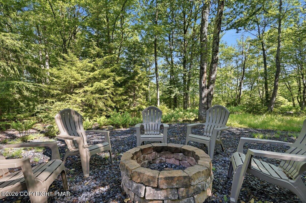 4172 Brook Court Property Photo 18