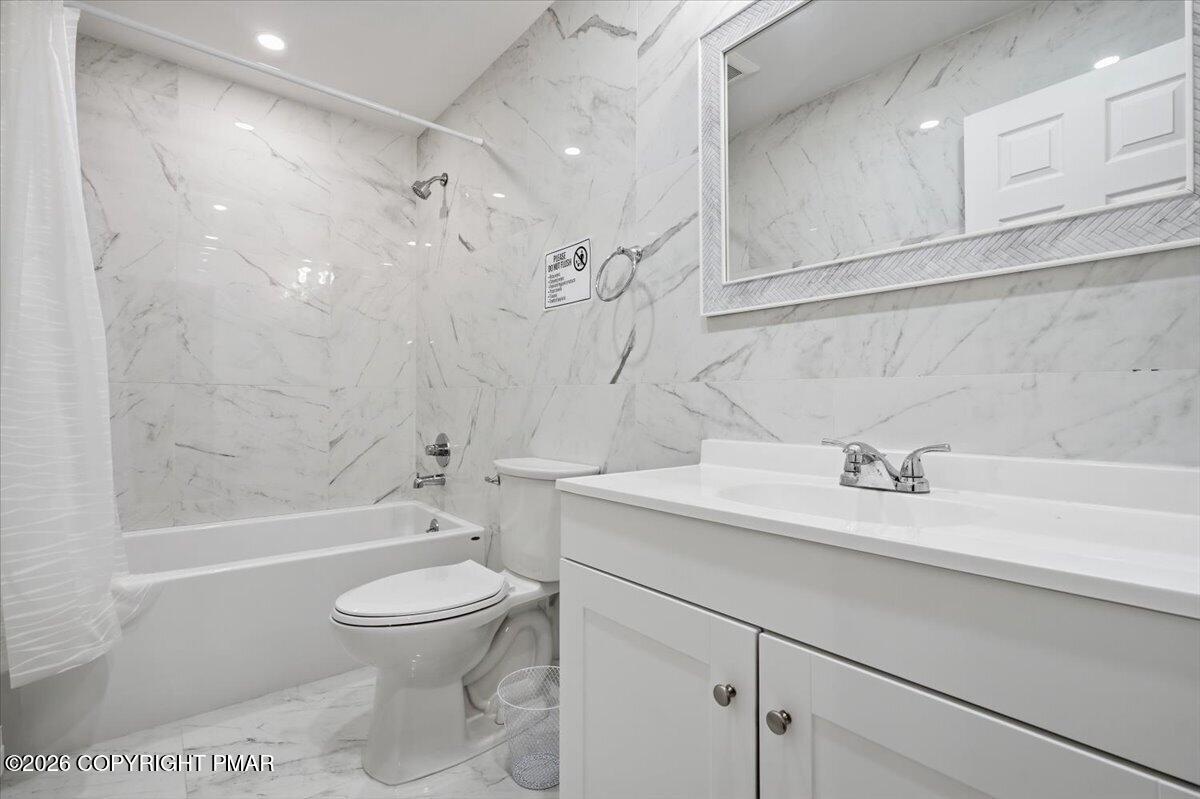 4172 Brook Court Property Photo 75
