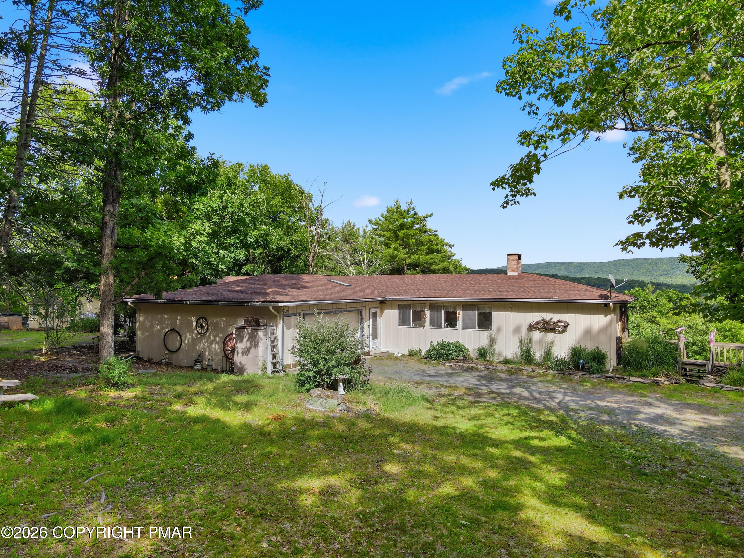 148 Tree Line Drive Property Photo 1