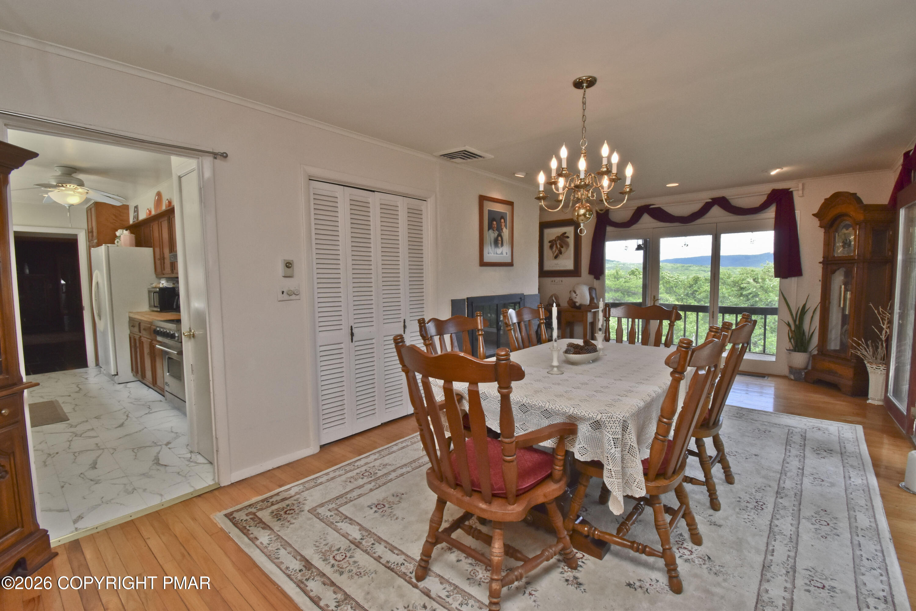 148 Tree Line Drive Property Photo 4