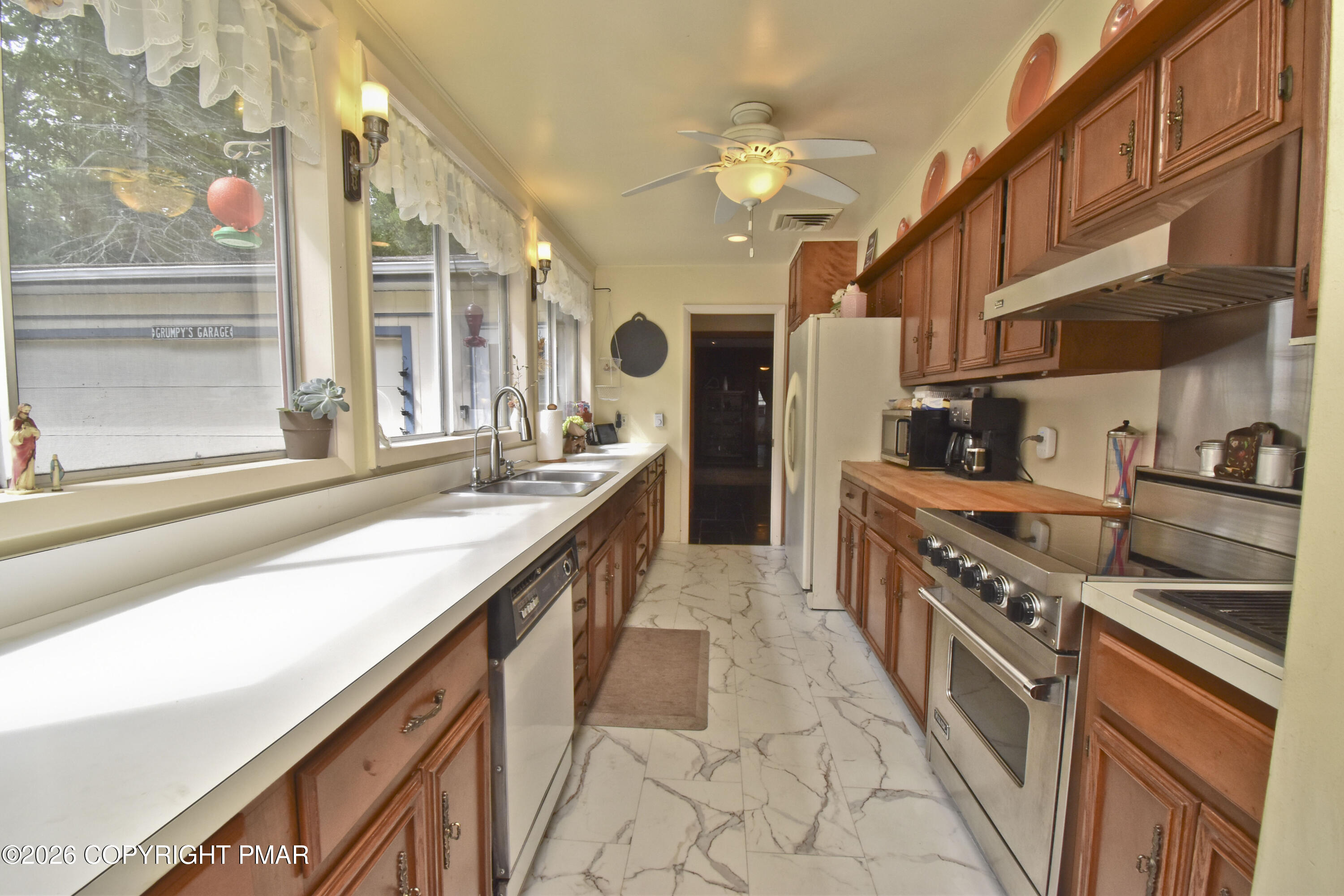 148 Tree Line Drive Property Photo 13