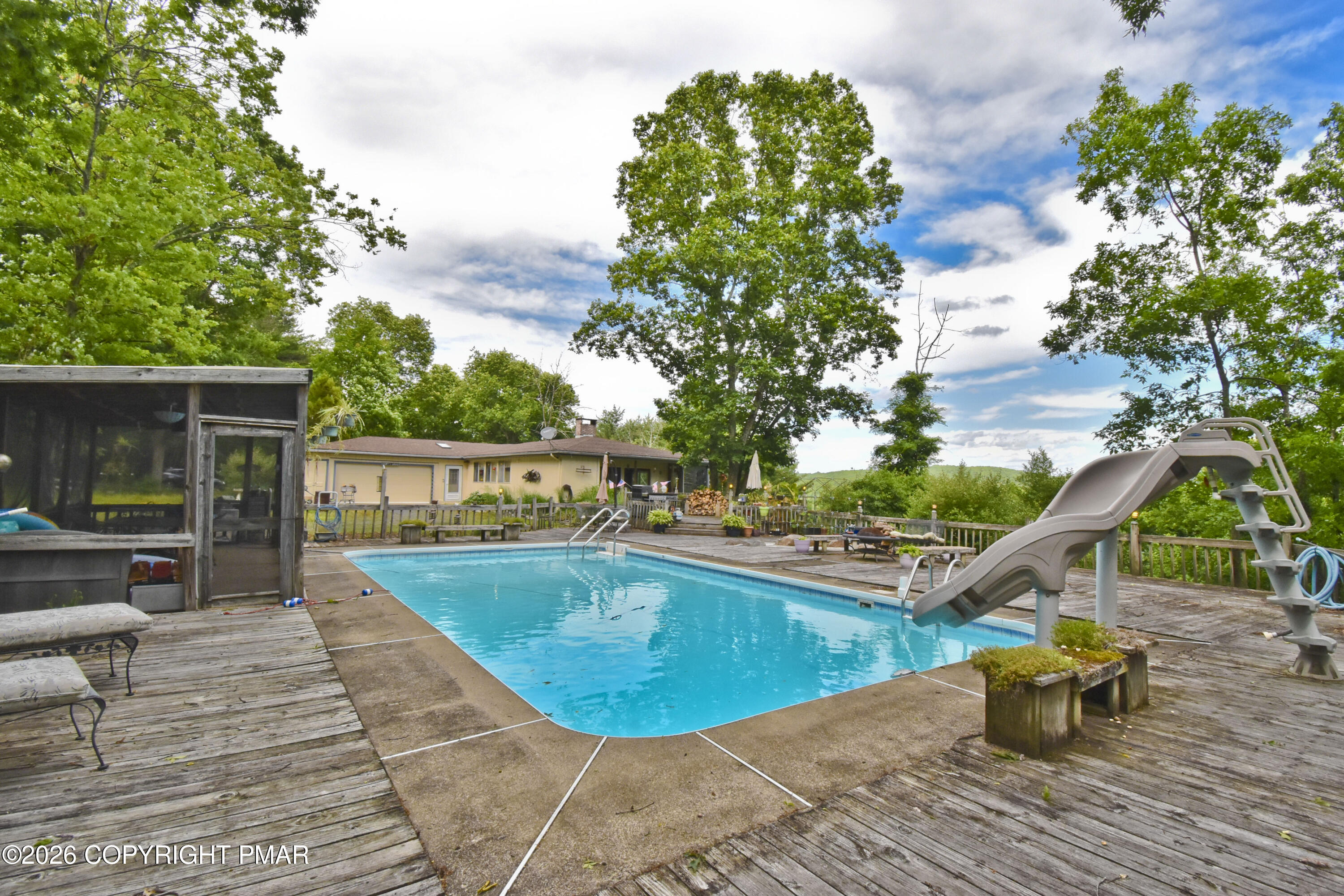 148 Tree Line Drive Property Photo 39