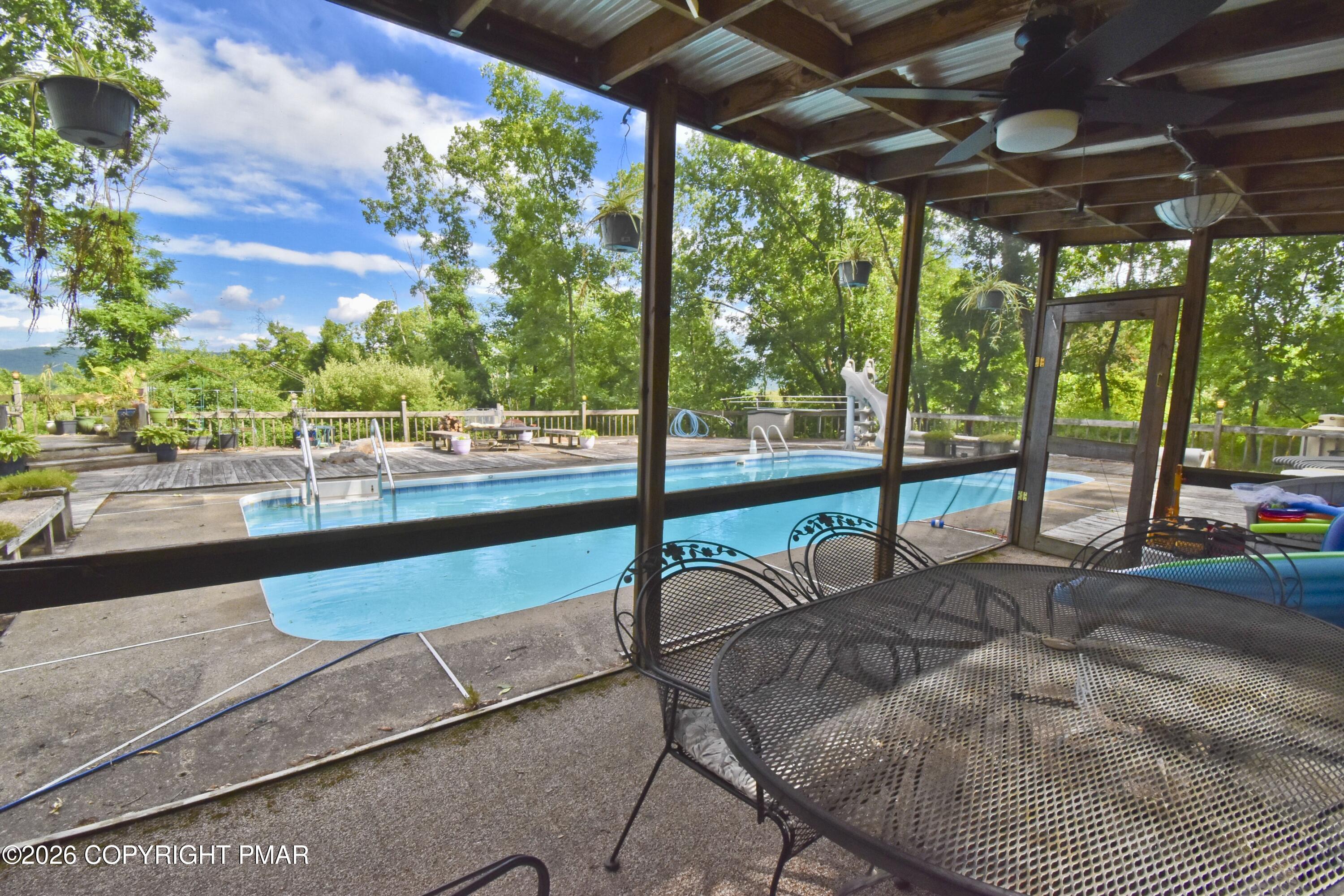 148 Tree Line Drive Property Photo 42