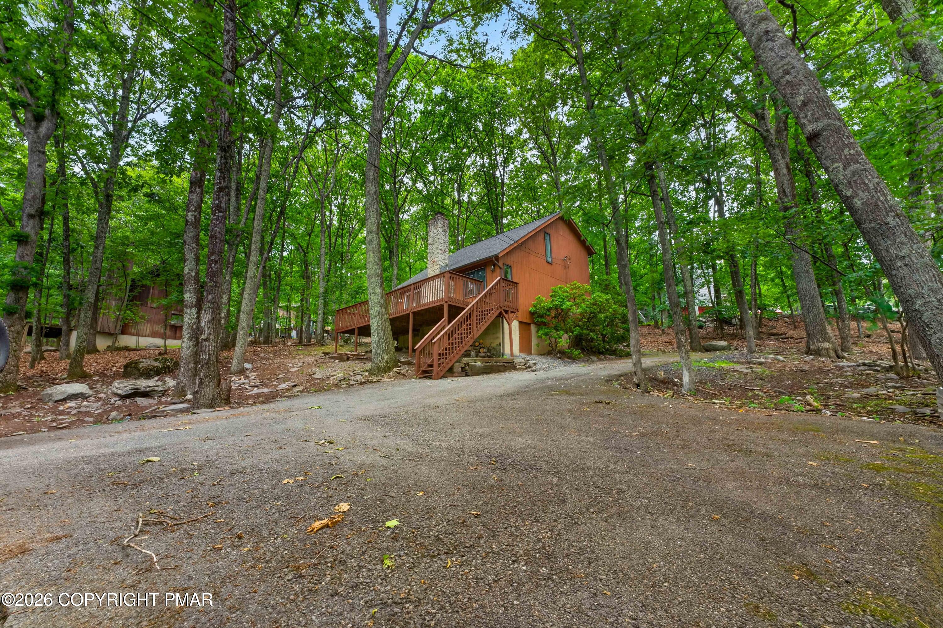 192 Bellingham Drive Property Photo 8