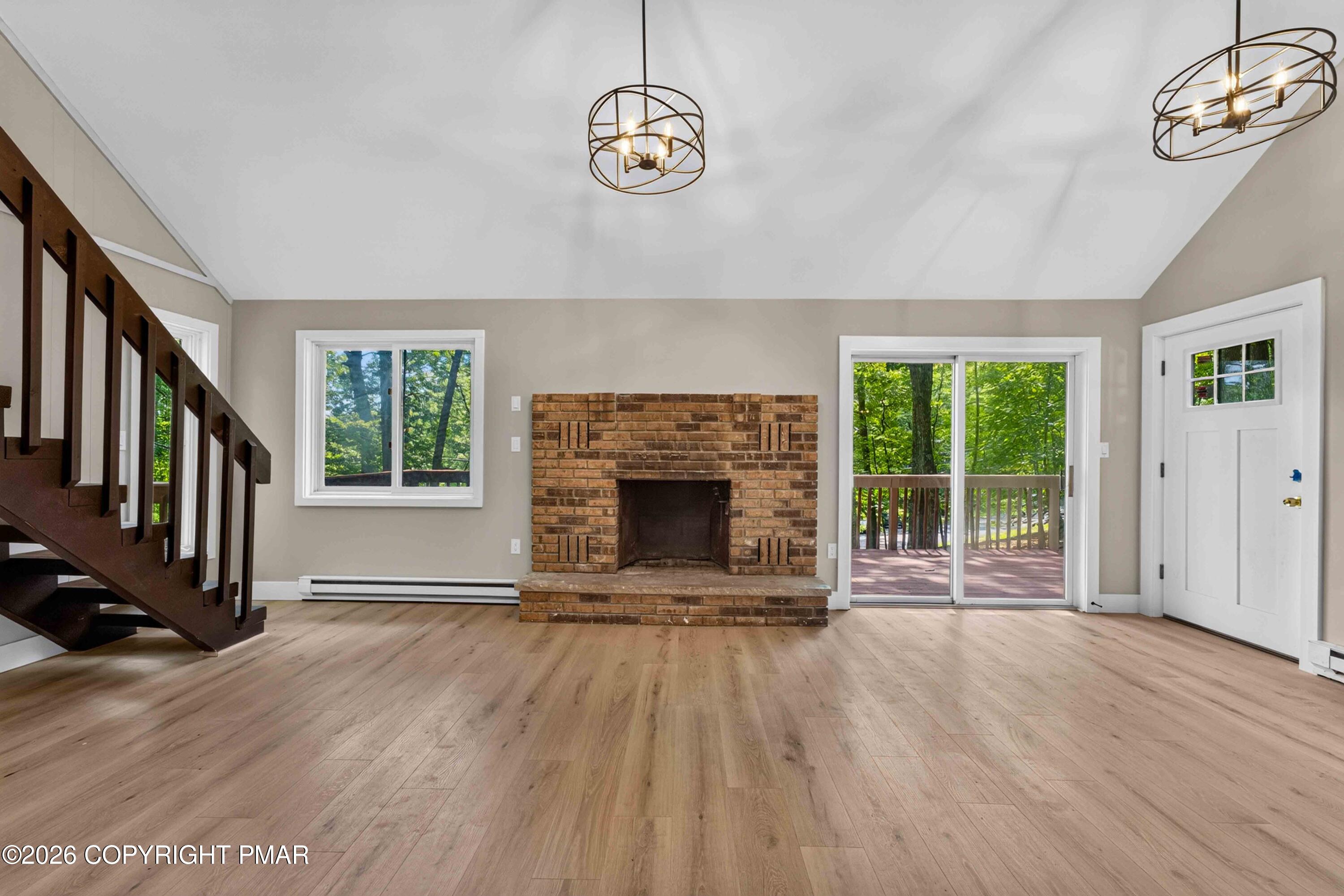 192 Bellingham Drive Property Photo 17