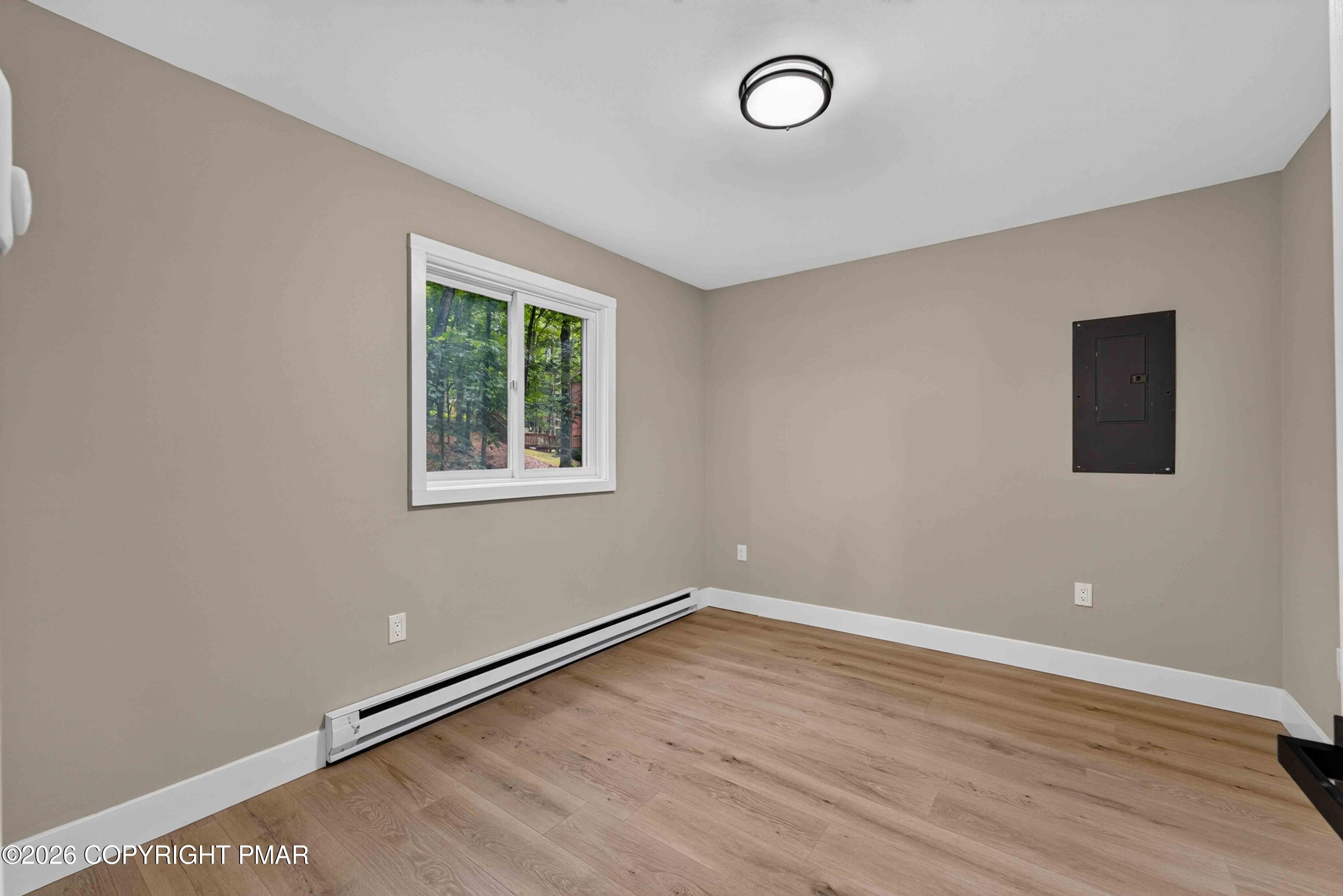 192 Bellingham Drive Property Photo 31