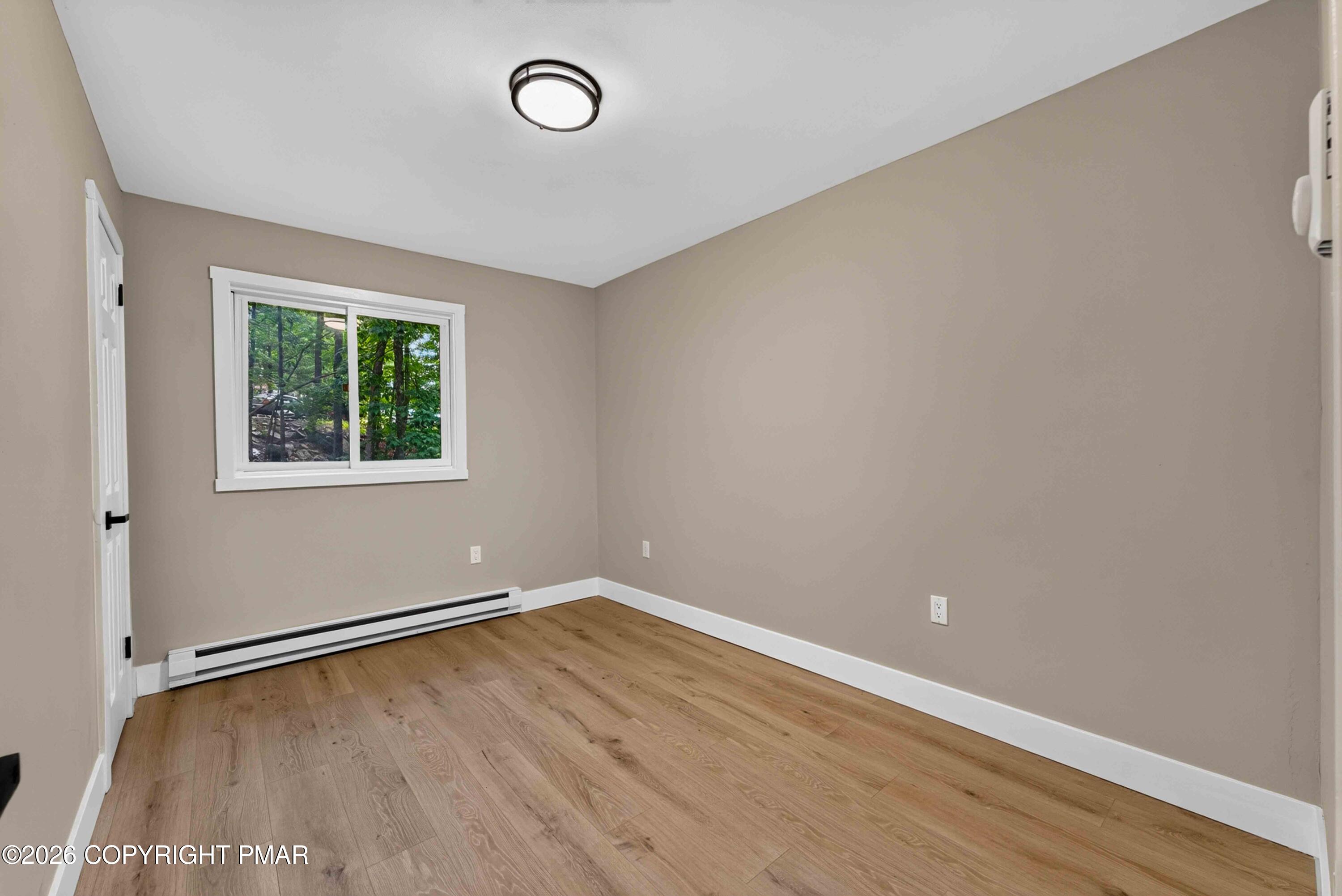 192 Bellingham Drive Property Photo 38