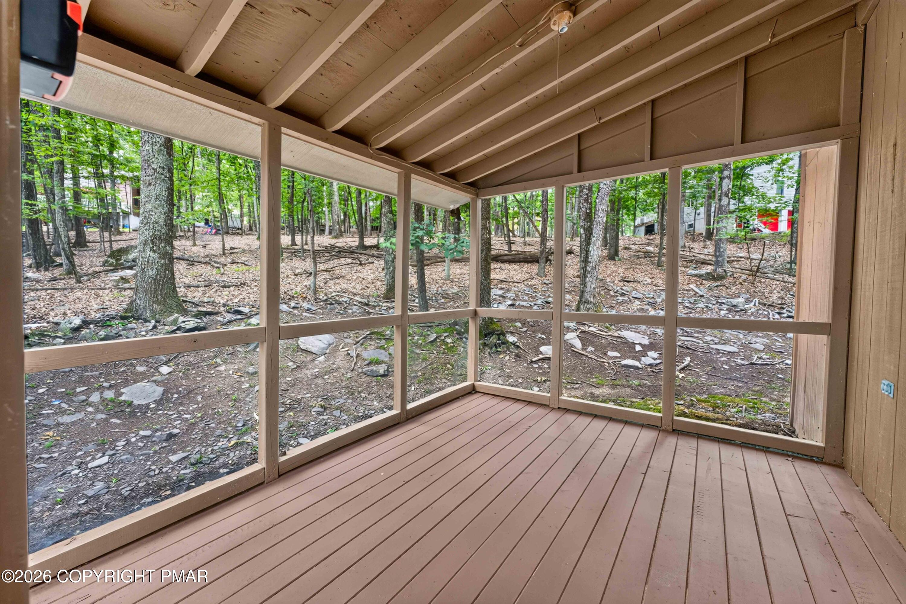 192 Bellingham Drive Property Photo 49