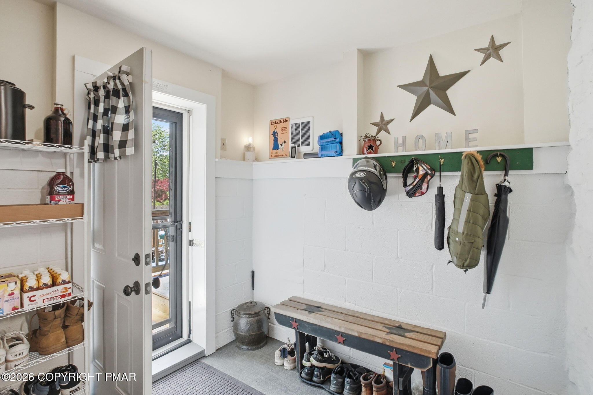 910 Laurel Street Property Photo 12