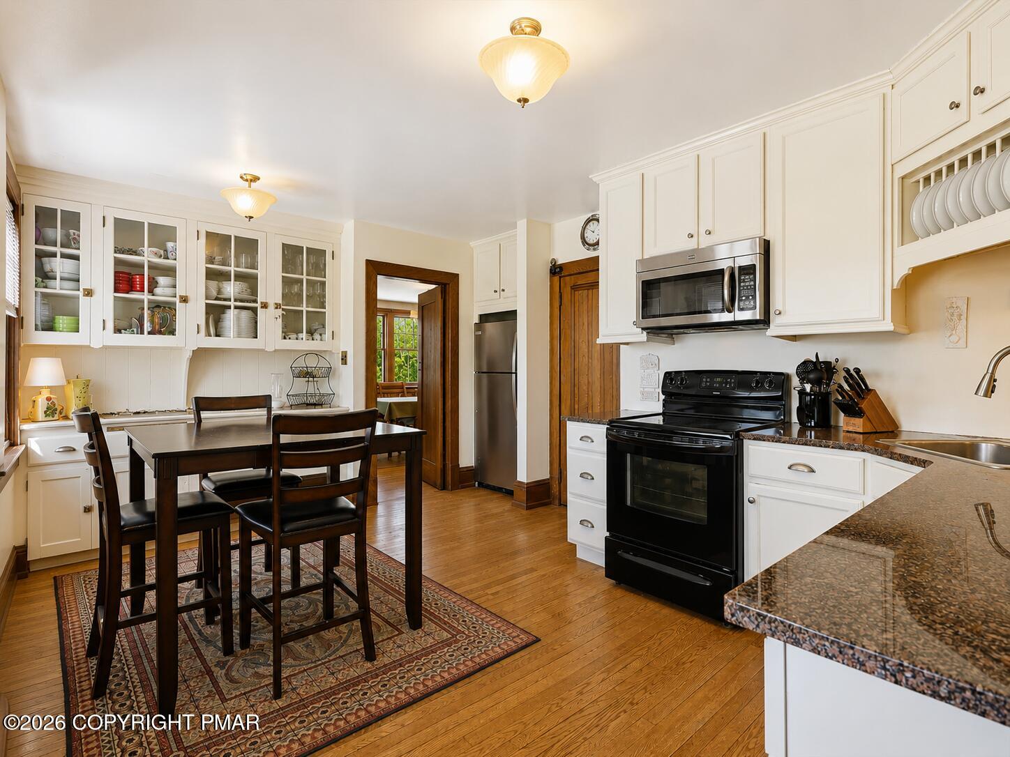 204 Lake Road Property Photo 16
