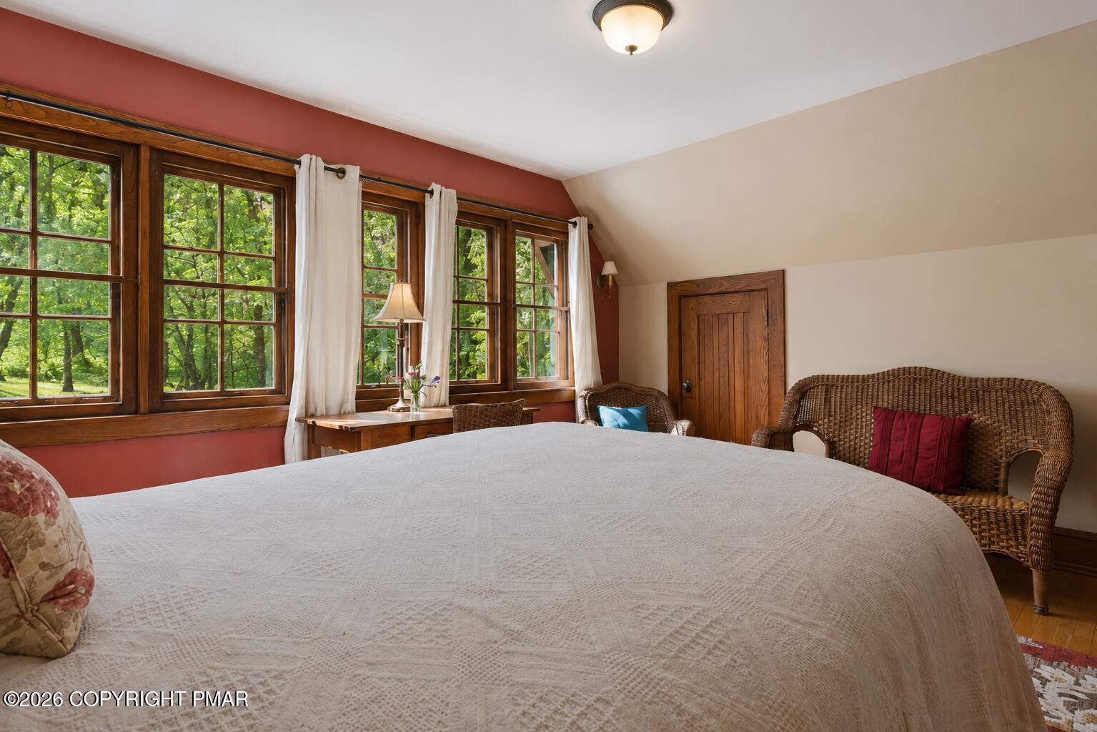 204 Lake Road Property Photo 38