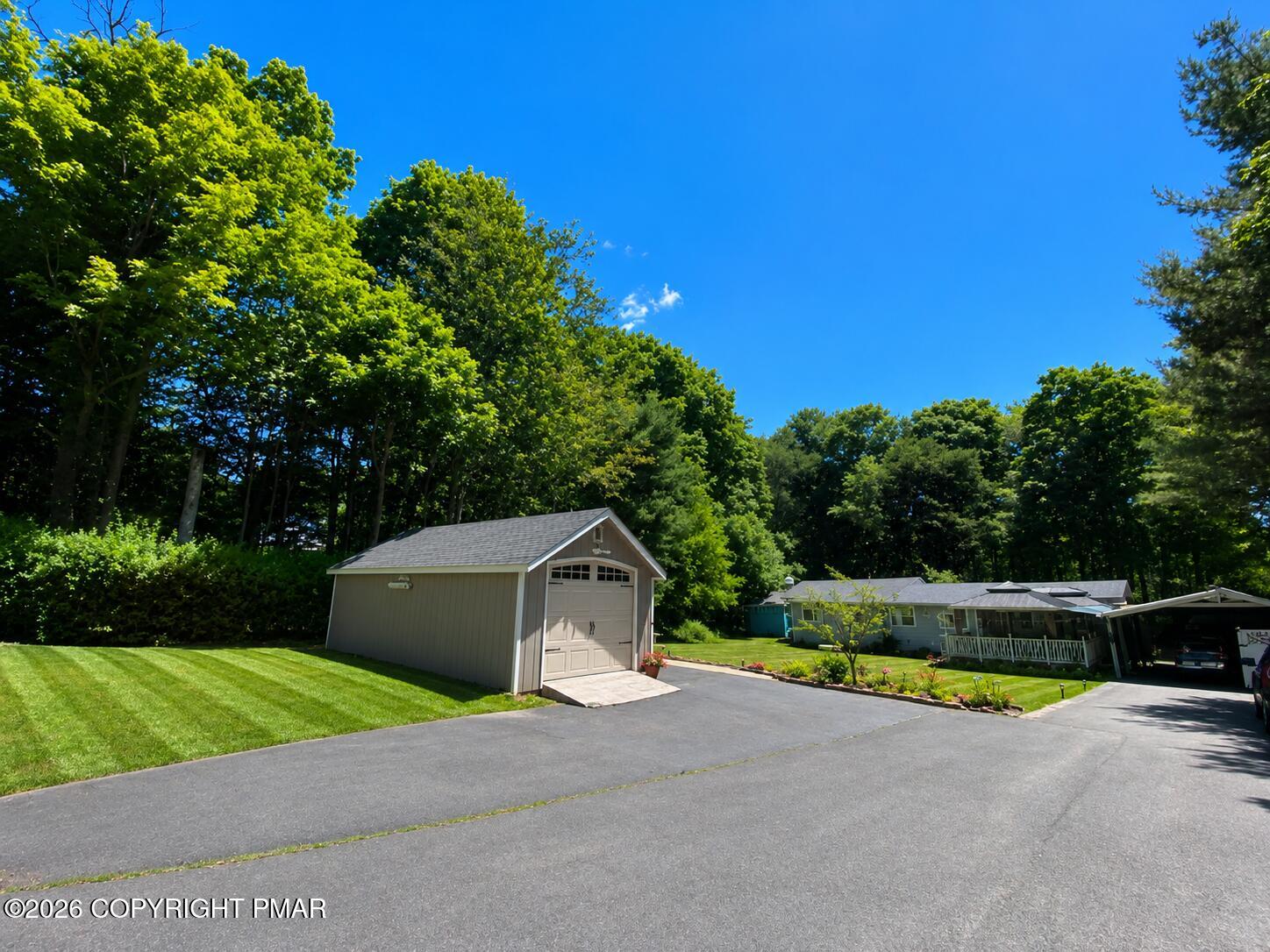 258 S Turnpike Road Property Photo 5