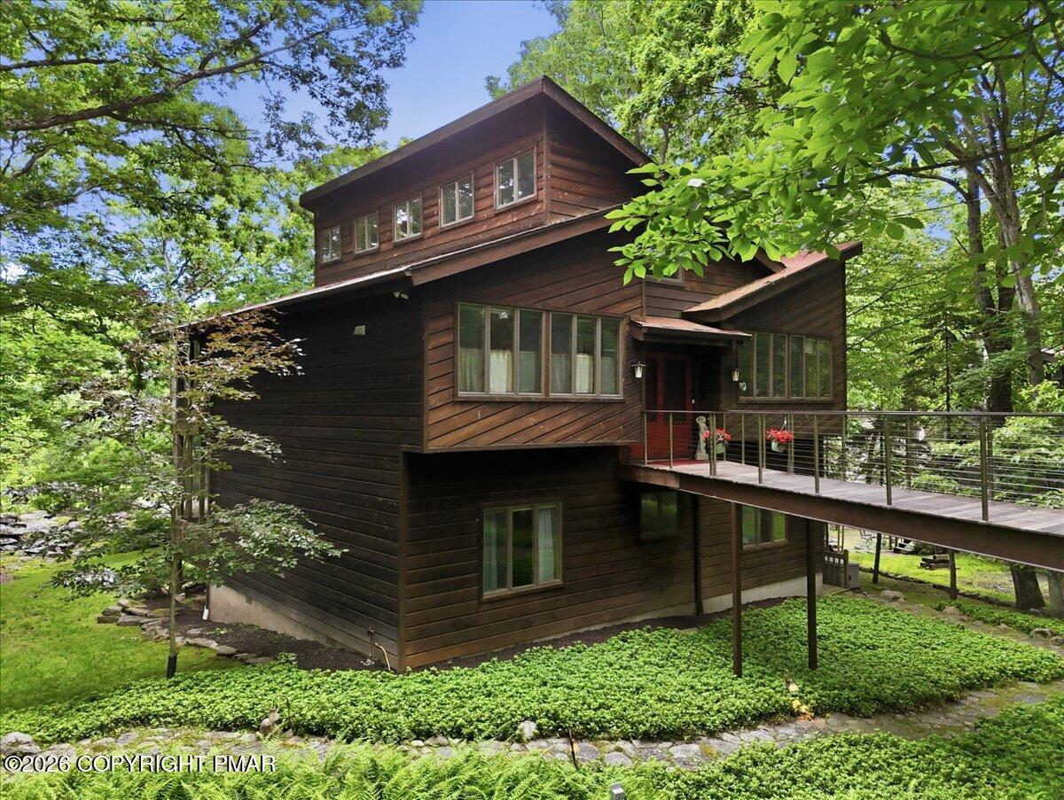 472 Log Tavern Road Property Photo 1
