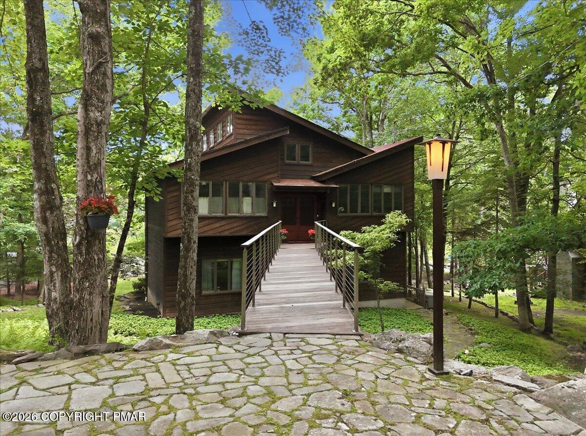472 Log Tavern Road Property Photo 3